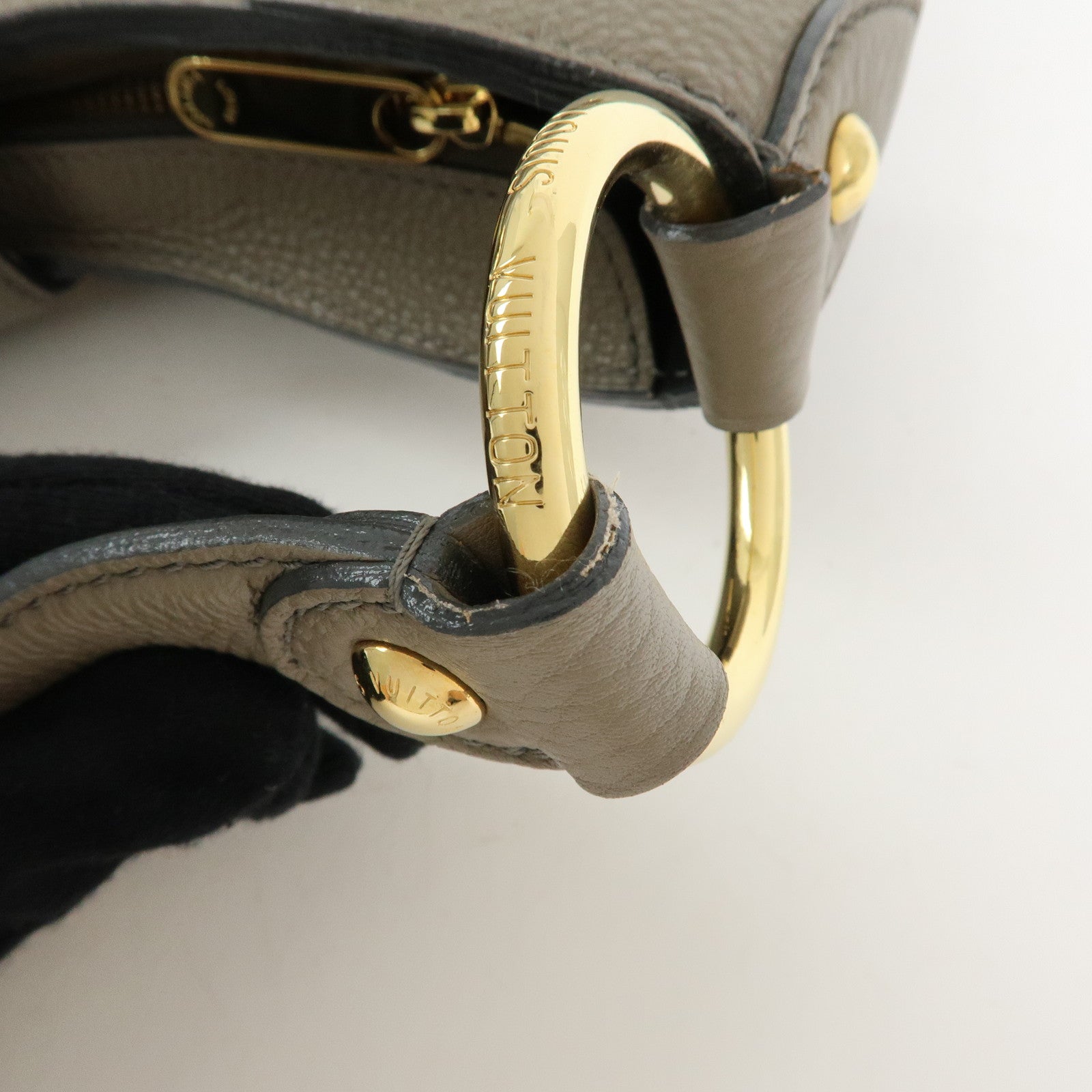 Louis Vuitton Monogram Mahina Solar PM Shoulder Bag Poudre M93455