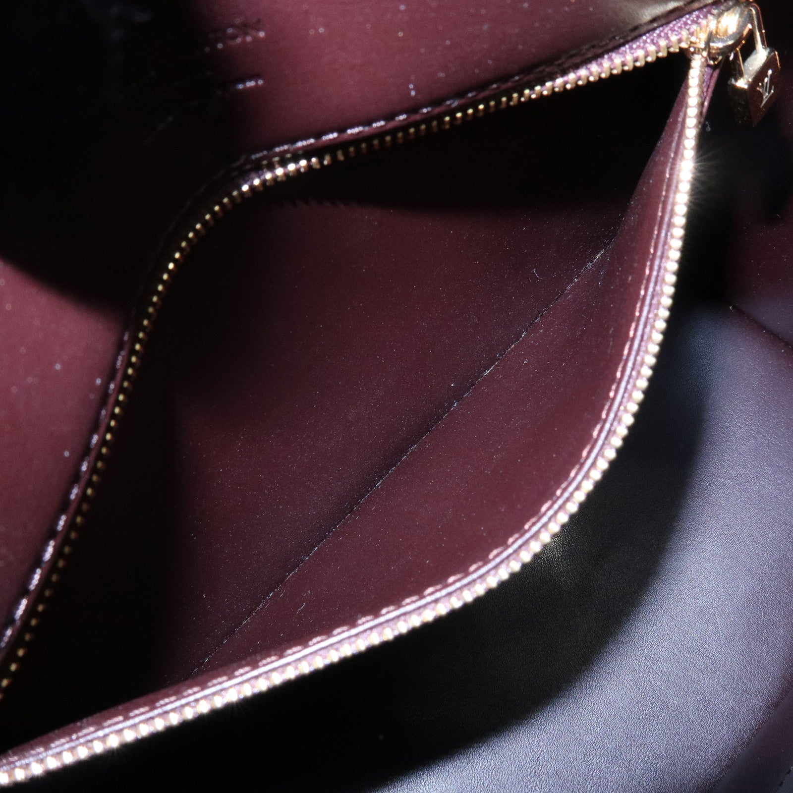 Louis Vuitton Monogram Vernis Houston Tote Bag Amarante M91999