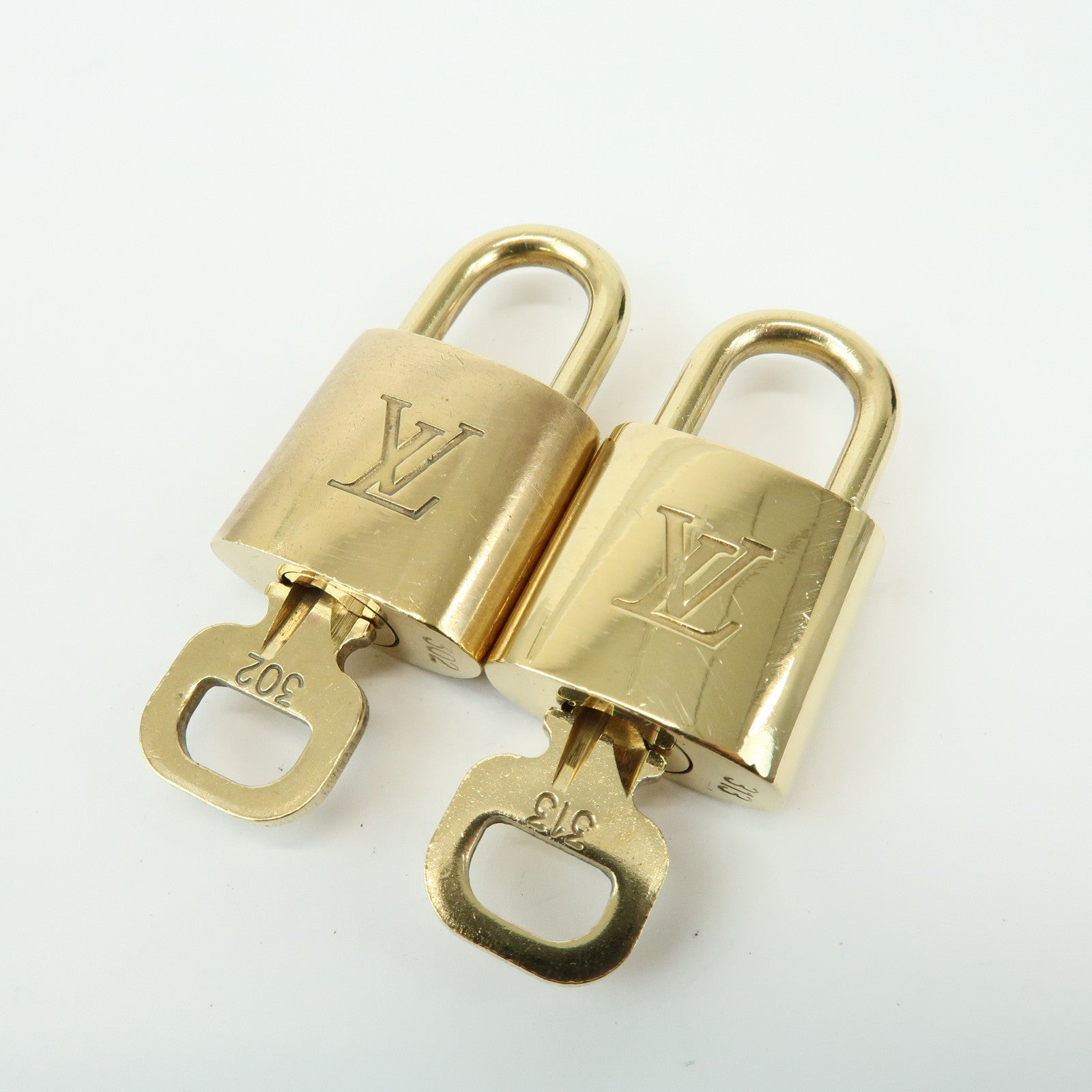 Louis Vuitton Set of 10 Lock & Key Cadena Key Lock