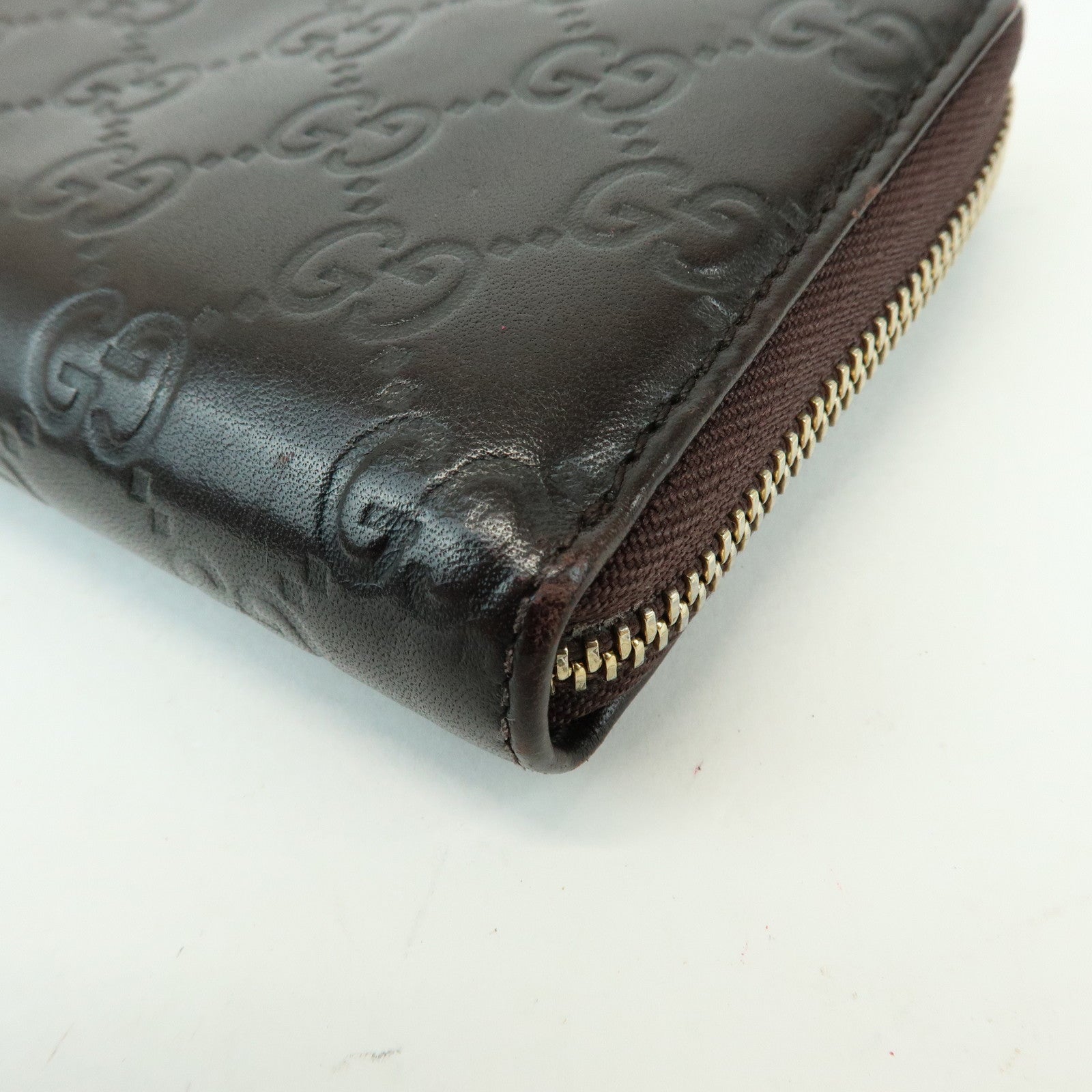 GUCCI Interlocking G Guccissima Leather Round Zippy Long Wallet