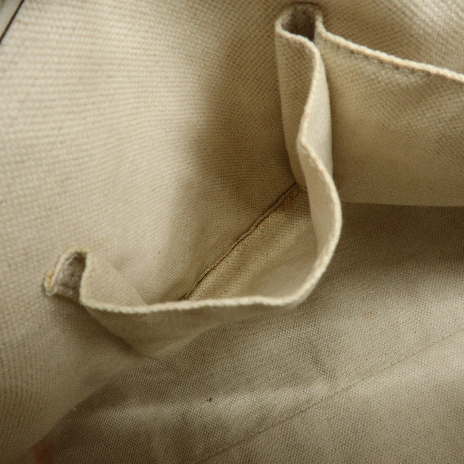 GUCCI Interlocking G Lovely Heart Guccissima Leather Tote Bag 257069