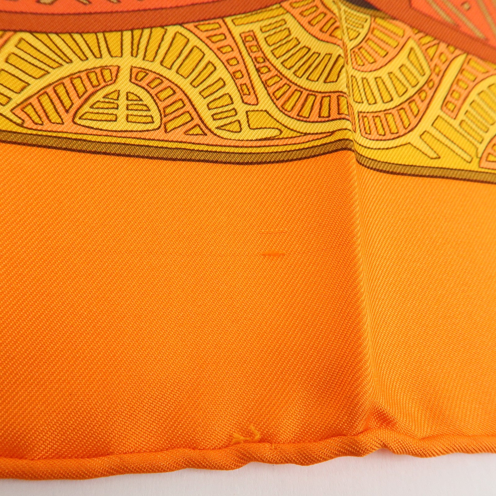 HERMES Carre 90 Silk 100% Scarf ART des STEPPES Horse Print Orange