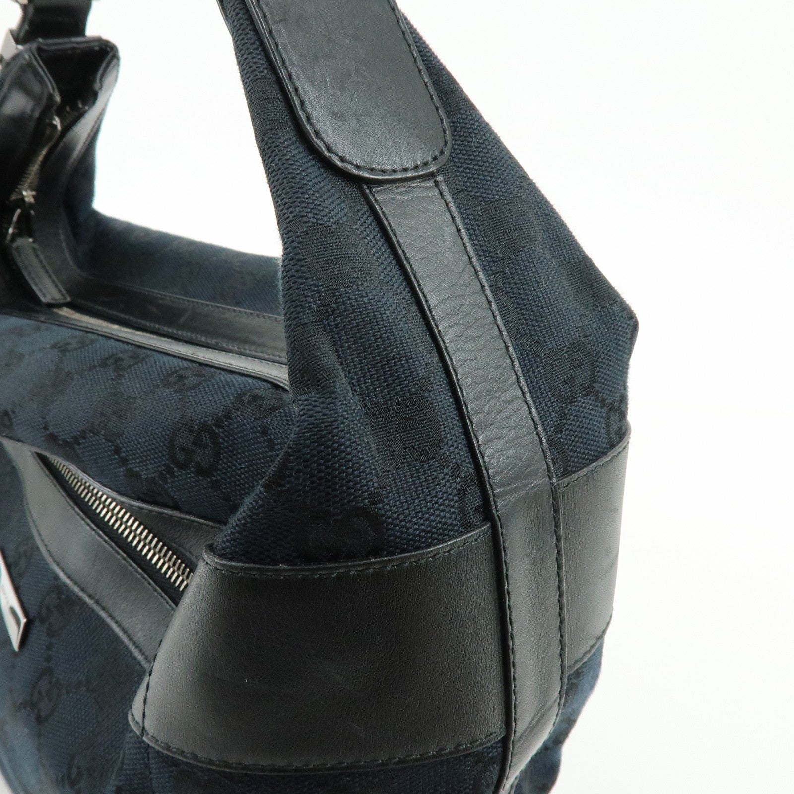 GUCCI GG Monogram Canvas Leather Shoulder Bag Black 001・4298