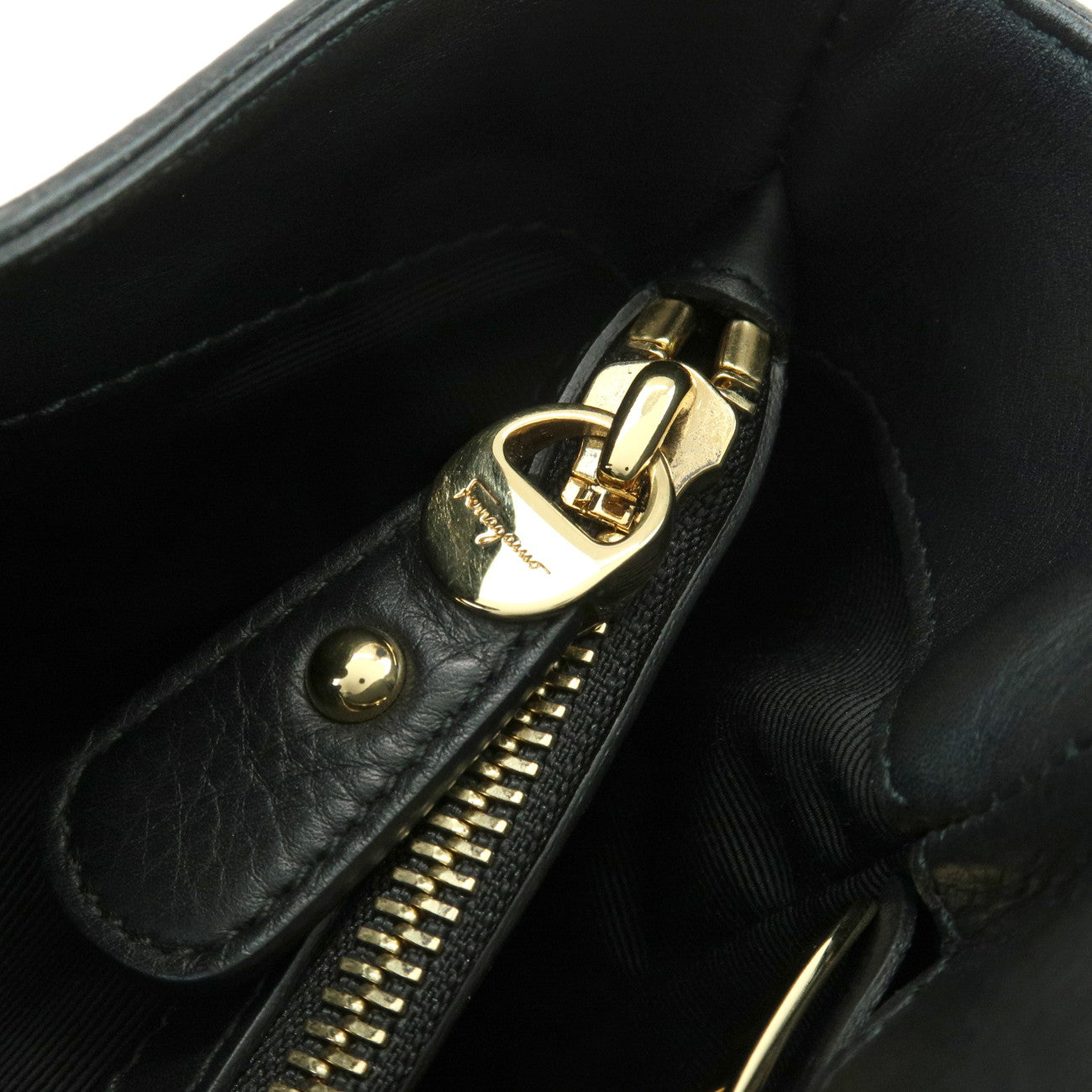 Ferragamo Gancini Leather Chain Shoulder Bag Hand Bag Black