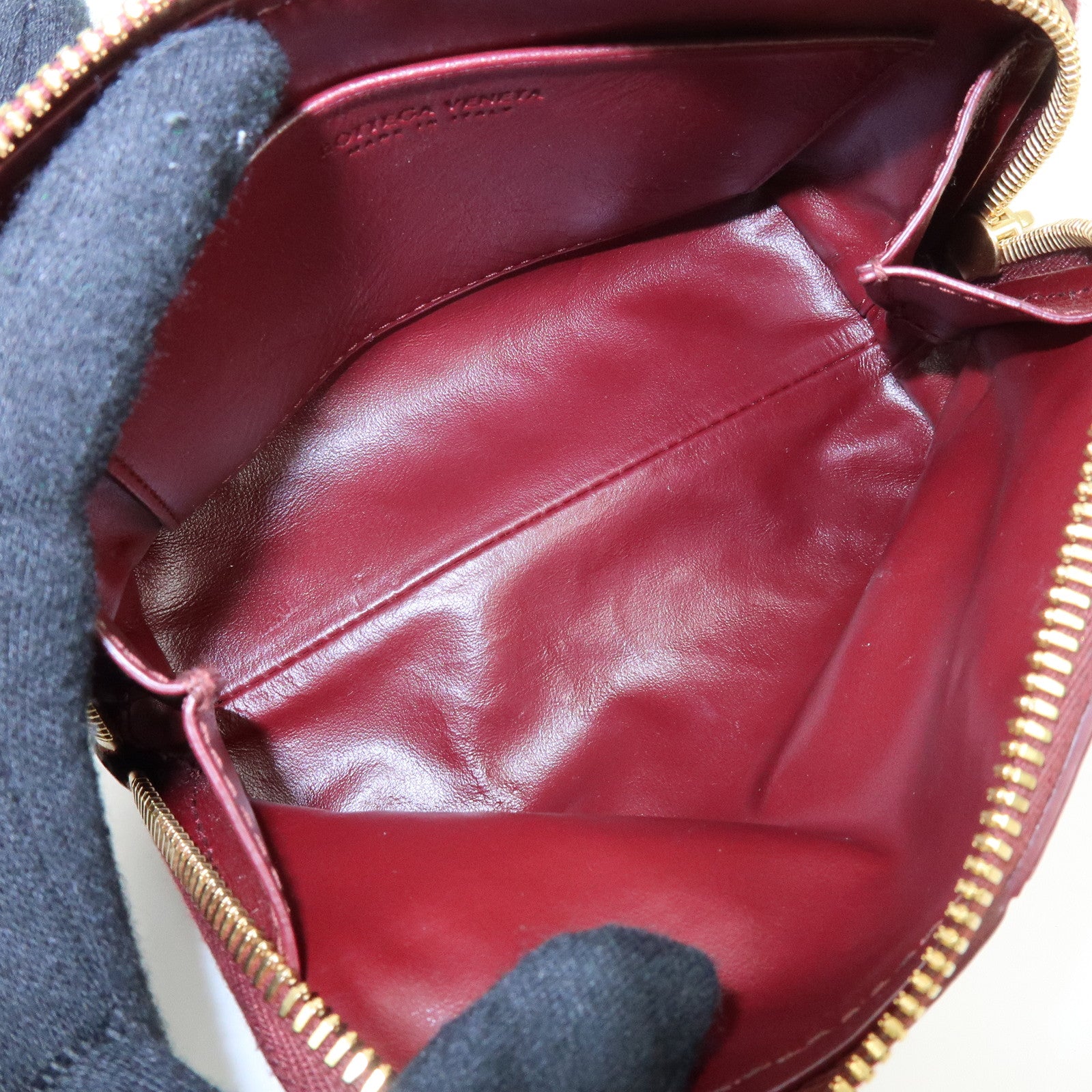 BOTTEGA VENETA Intrecciato Leather Pouch Cosmetic Case Bordeaux　
