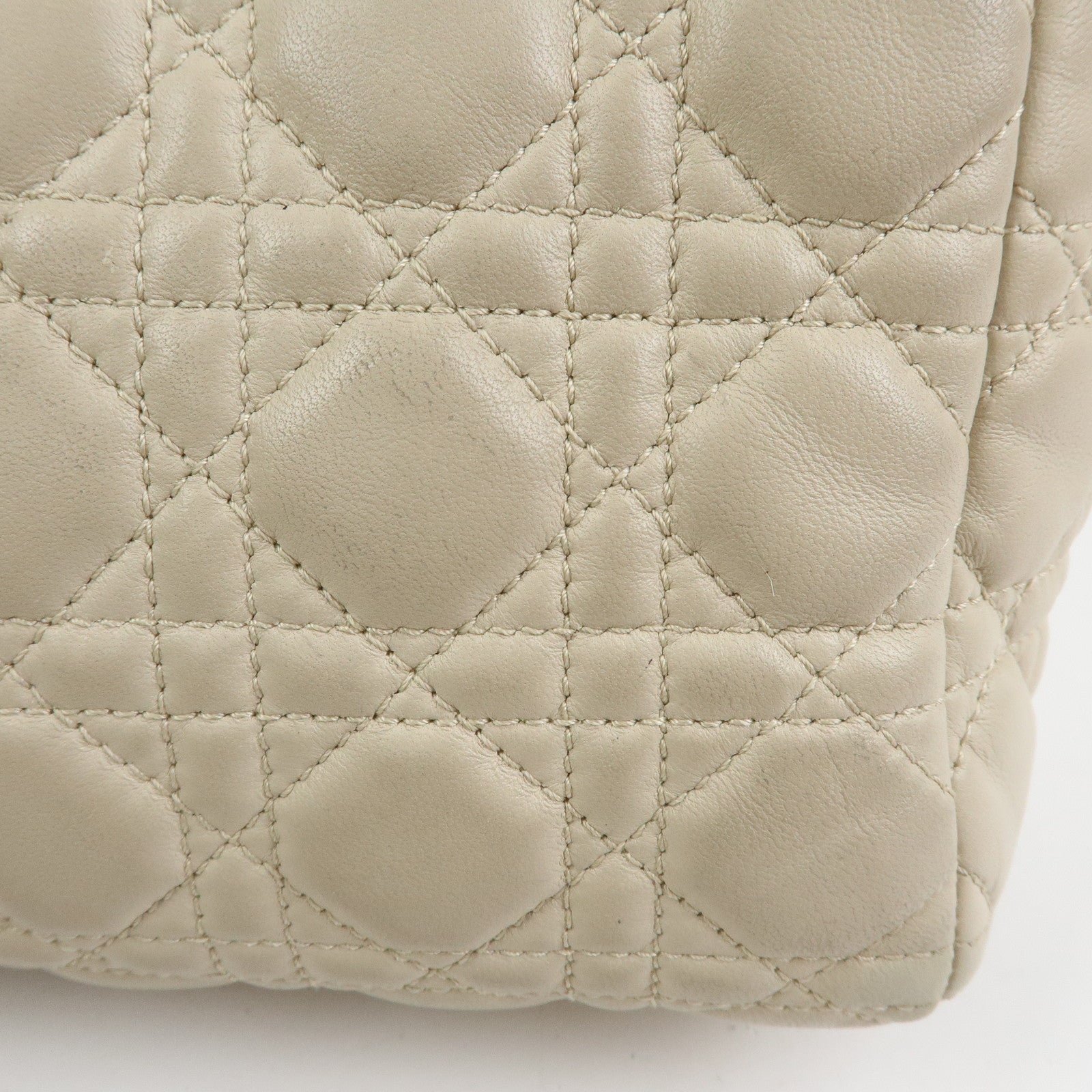 Christian Dior Lady Dior Cannage Lamb Skin Hand Bag Ivory