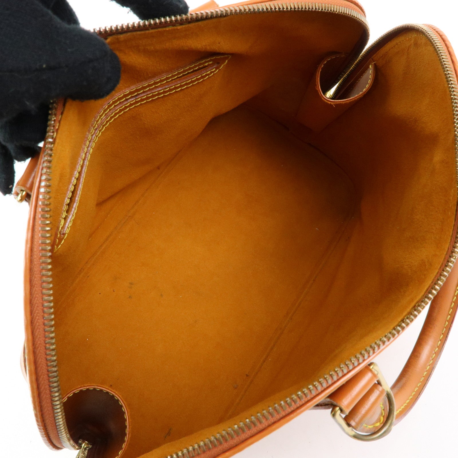 Louis Vuitton Epi Alma PM Leather Hand Bag Zipang Gold M52148
