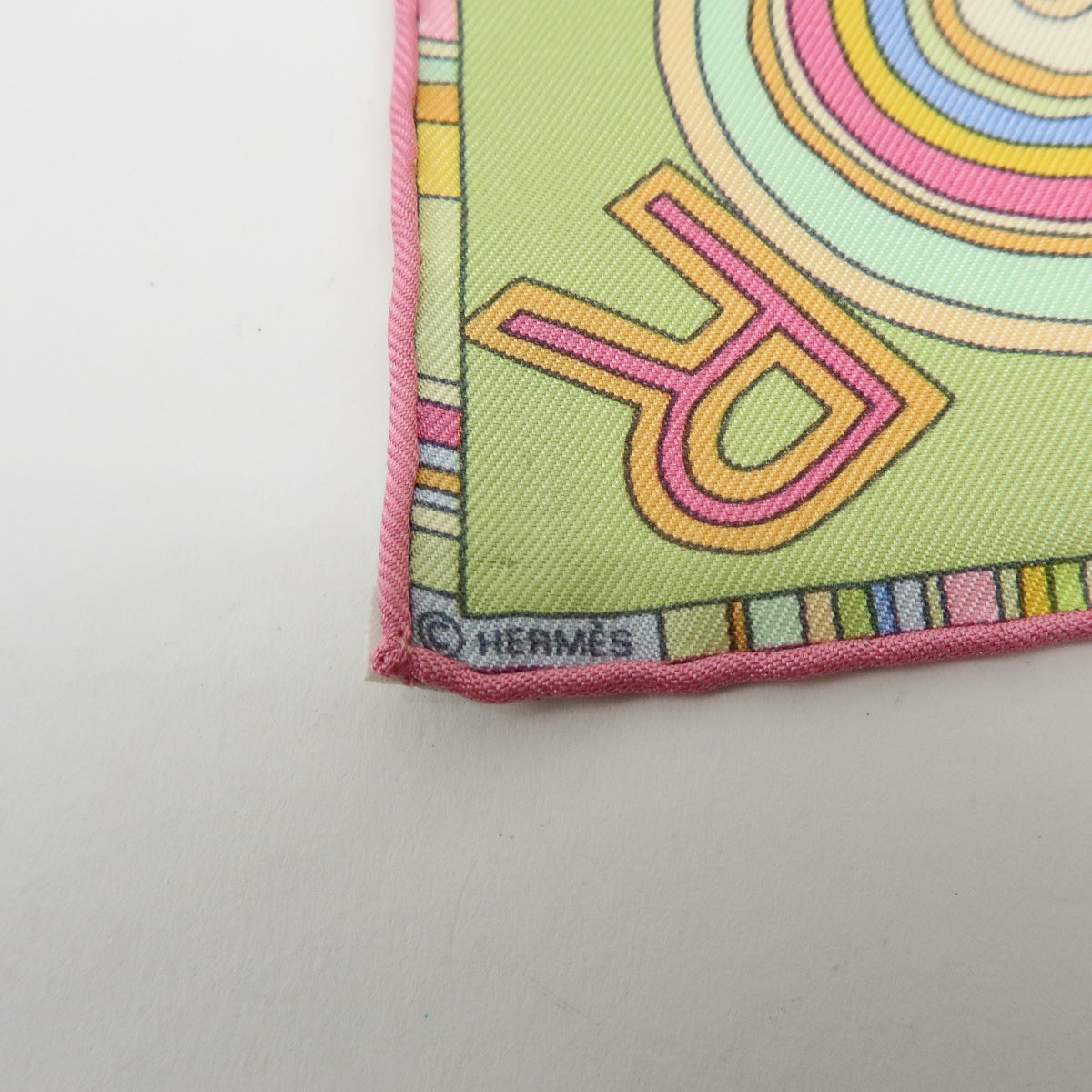 HERMES Carre Gavroche 45 Silk 100% Scarf Tohu-Bohu Light Green Pink
