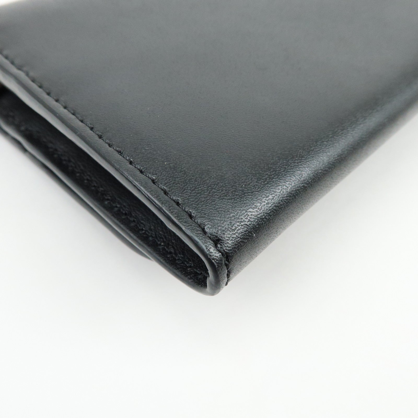 FENDI Leather Studs Chain Shoulder Wallet Long Wallet Black 8M0365