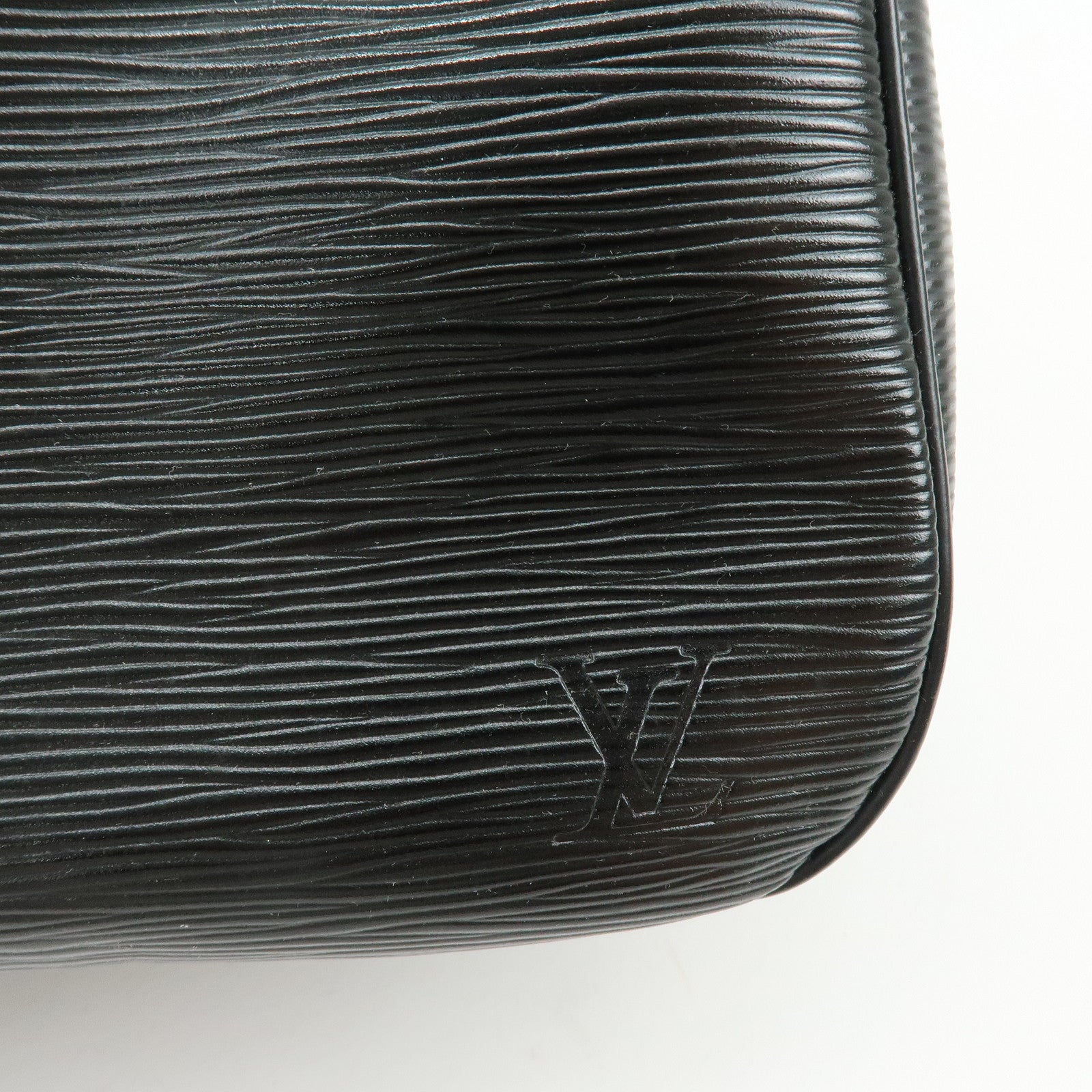 Louis Vuitton Epi Passy PM Leather Hand Bag Noir Black M59262