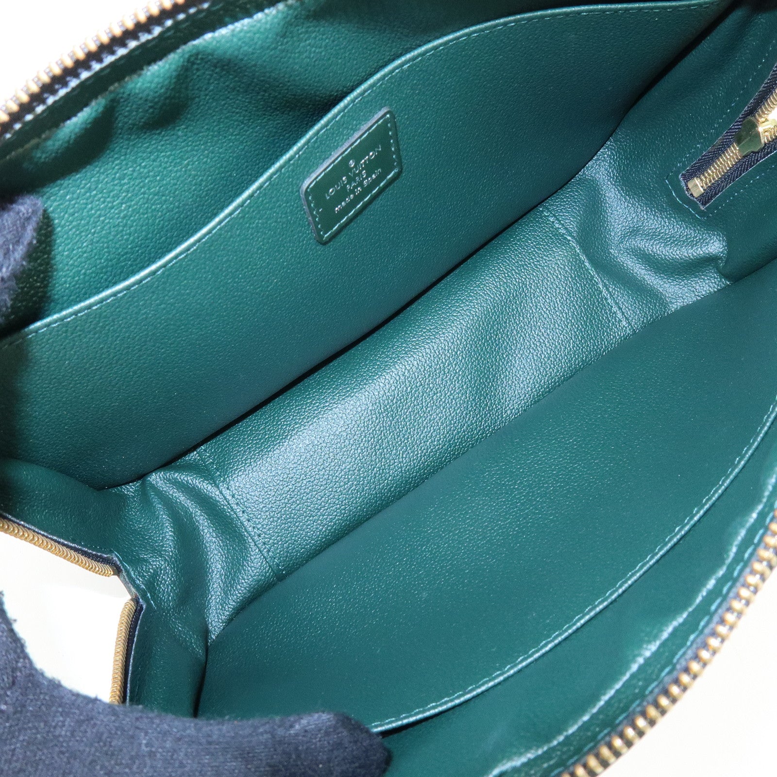 Louis Vuitton Taiga Leather Trousse Toilette GM Pouch Epicea M30214