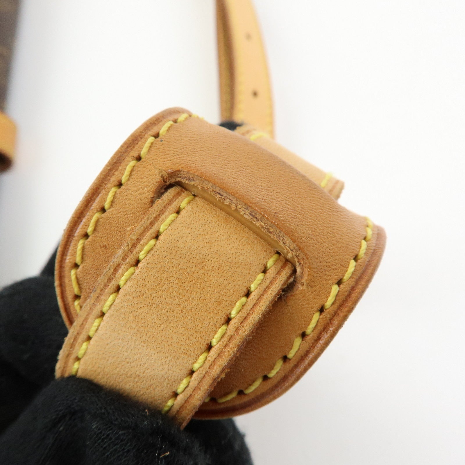 Louis Vuitton Monogram Saumur 30 Shoulder Crossbody Bag Brown M42256