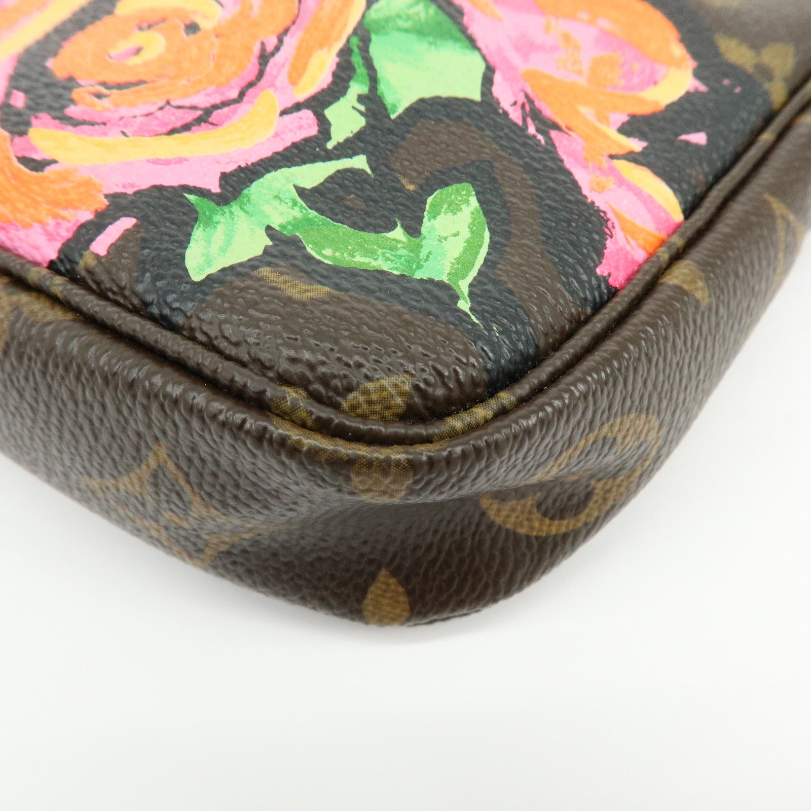 Louis Vuitton Monogram Rose Pochette Accessoires Hand Bag Pouch M48615