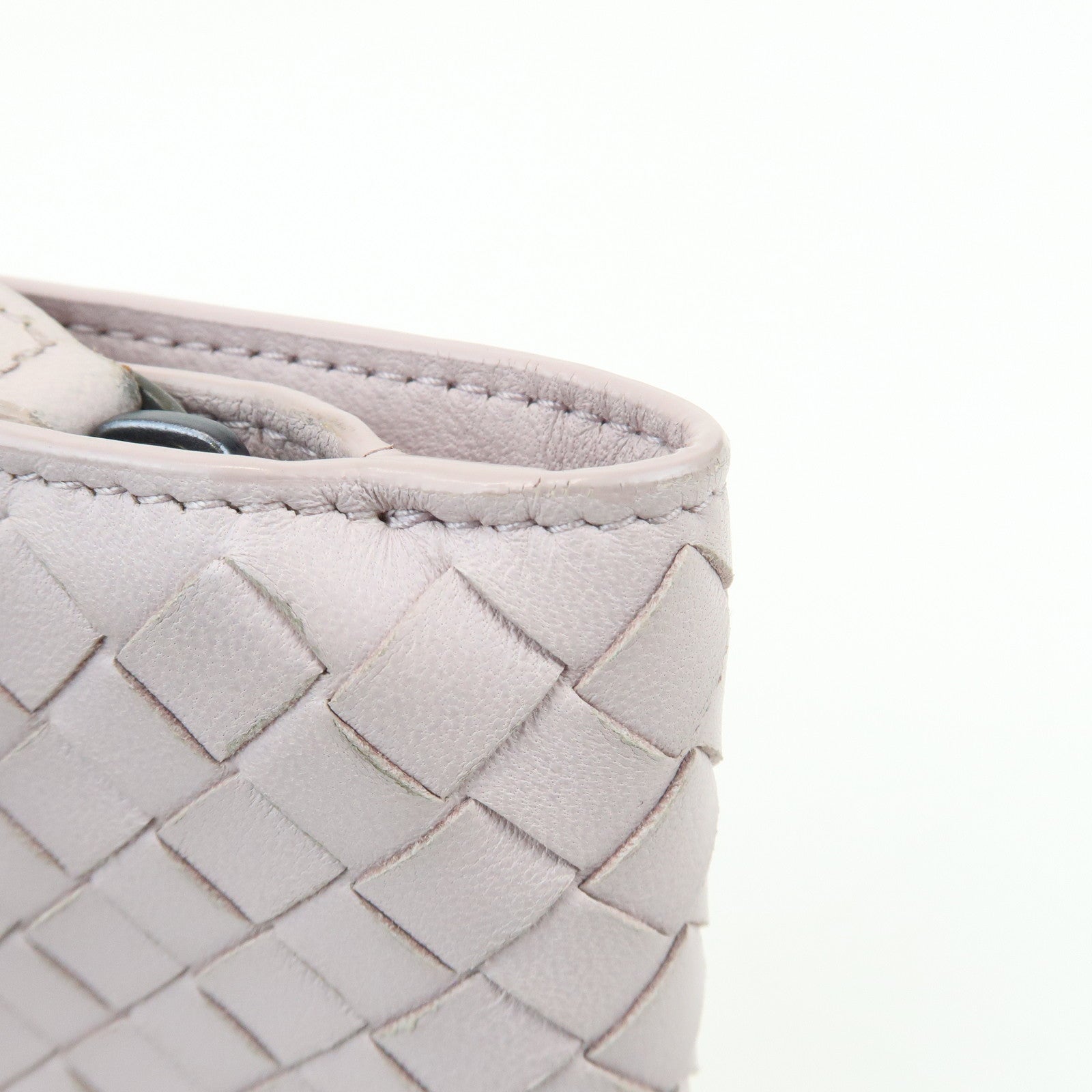 BOTTEGA VENETA Intrecciato Leather Bi-fold Comact Wallet Lavender