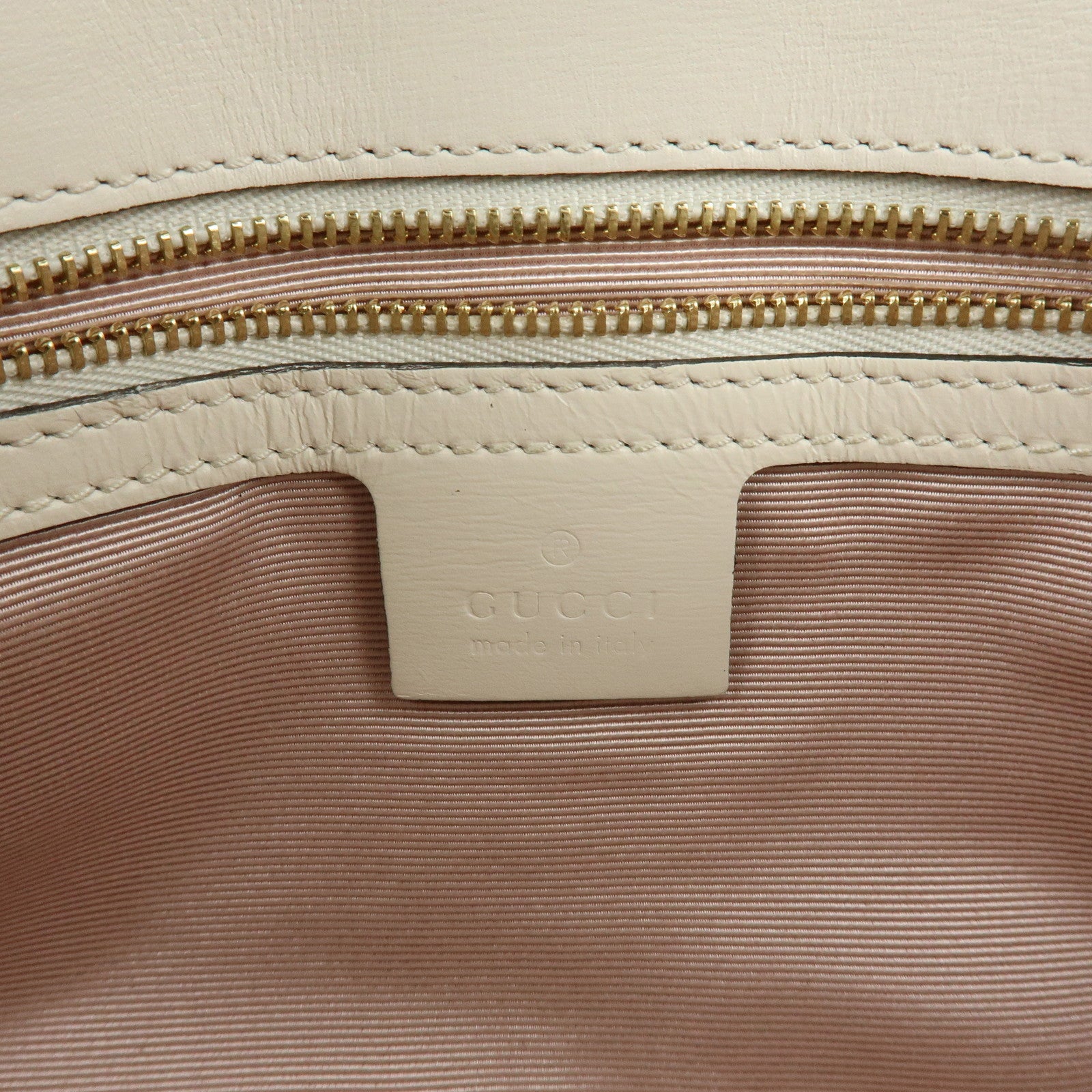 GUCCI Double G Arli Leather Shoulder Bag Crossbody Bag White 550129