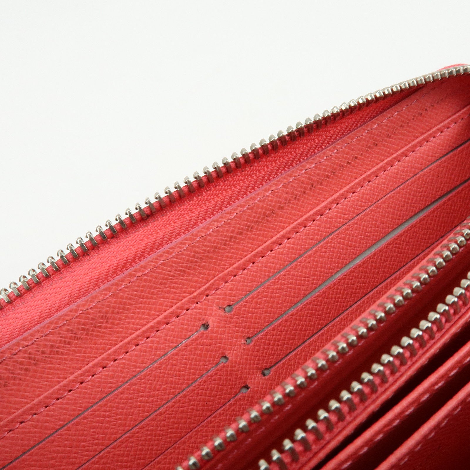 Louis Vuitton Epi Leather Zippy Long Wallet Corail M60663