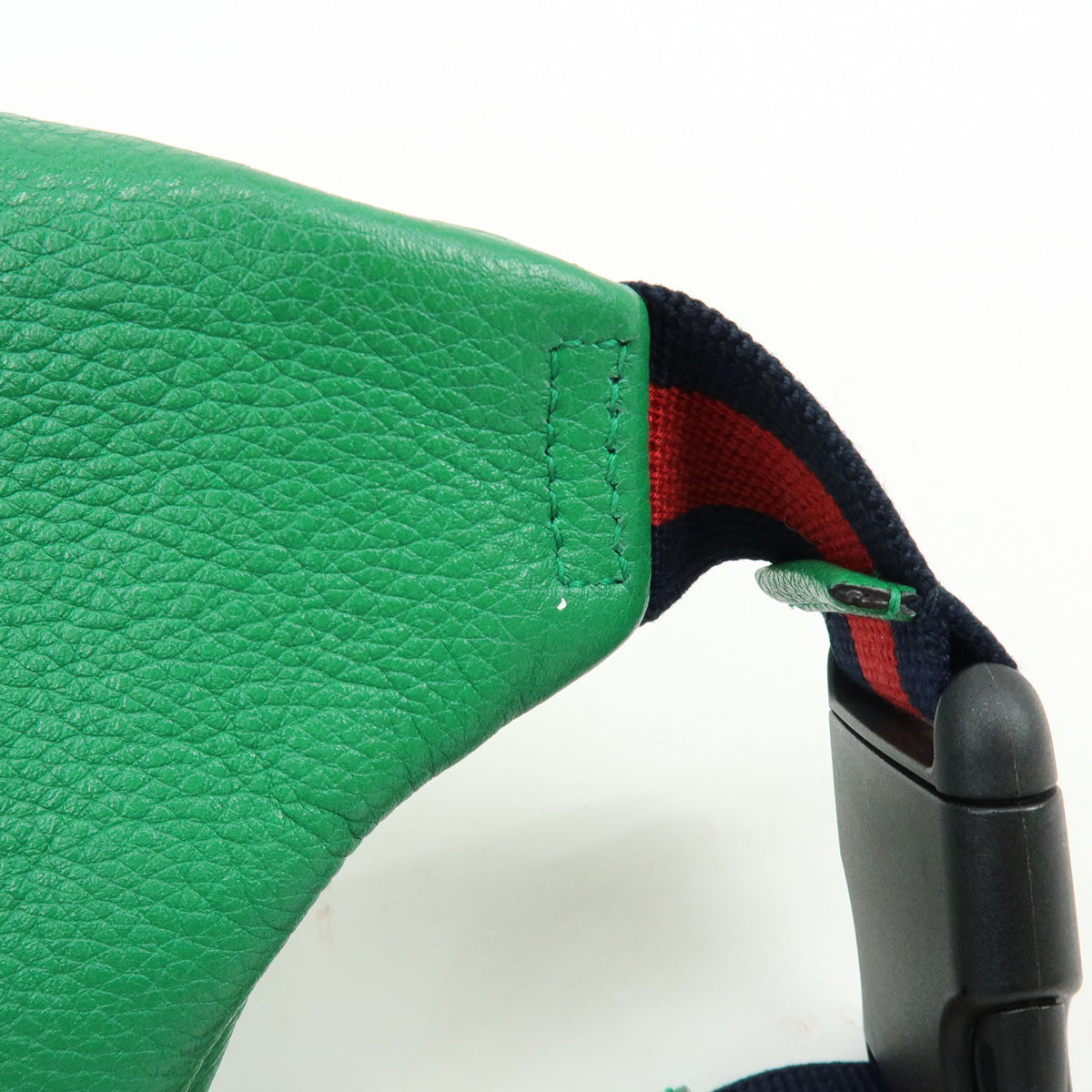 GUCCI Sherry Vintage Logo Leather Waist Bag Body Bag Green Red 493869
