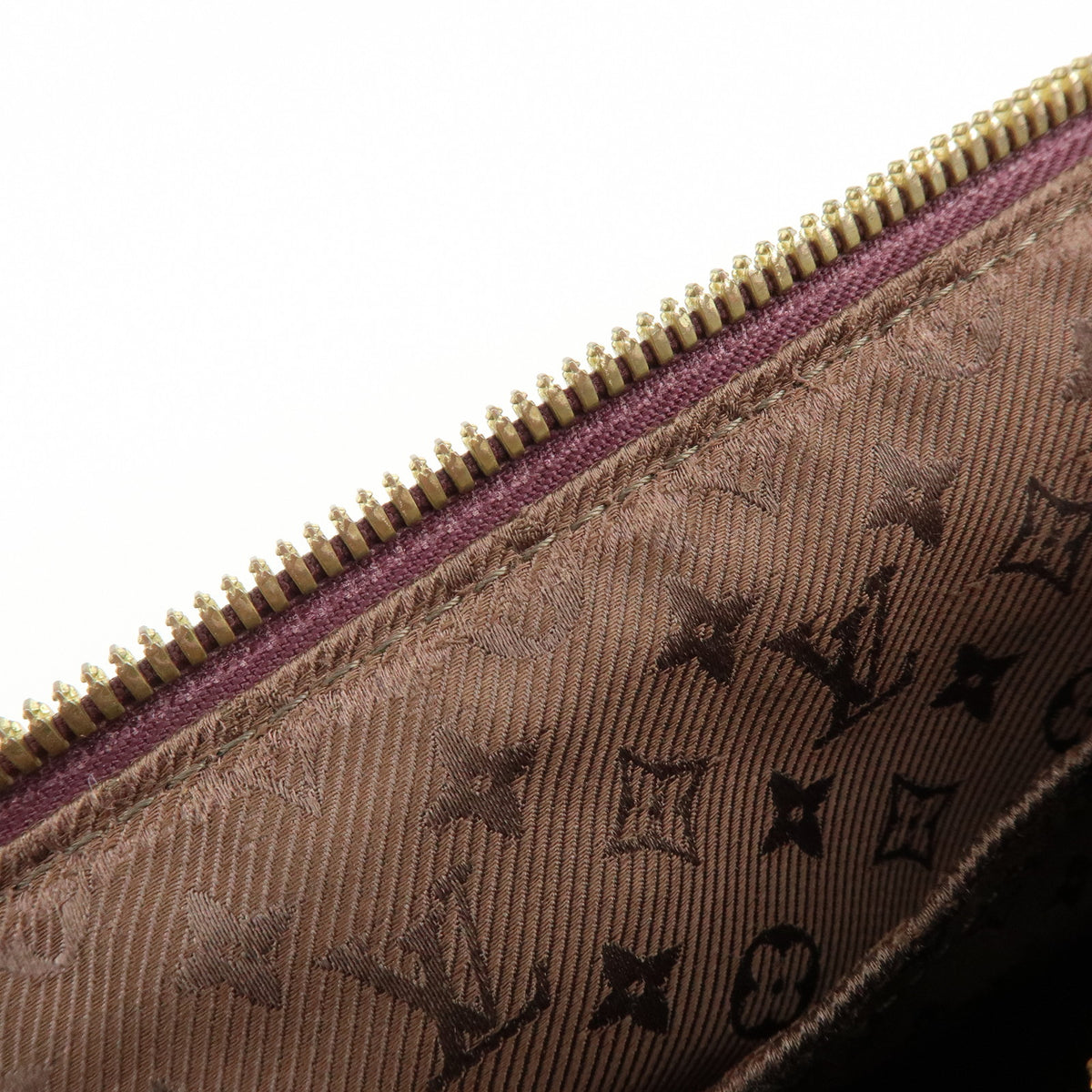 Louis Vuitton Monogram Onata Cuir Pochette Onata Aubergine M40003