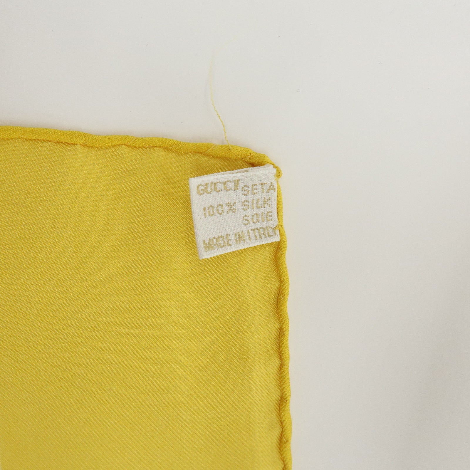 GUCCI Flora Silk 100% Scarf Shawl White Yellow Blue Orange Purple