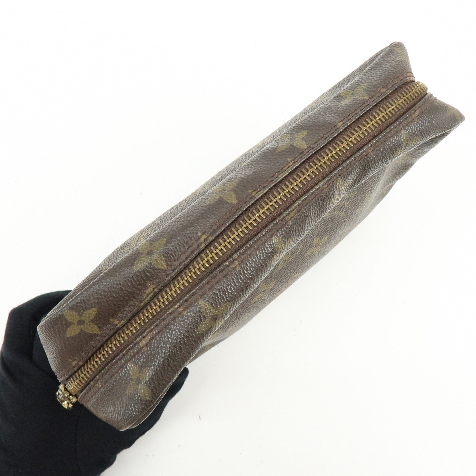 Louis Vuitton Monogram Trousse Toilette 23 Cosmetic Pouch M47524