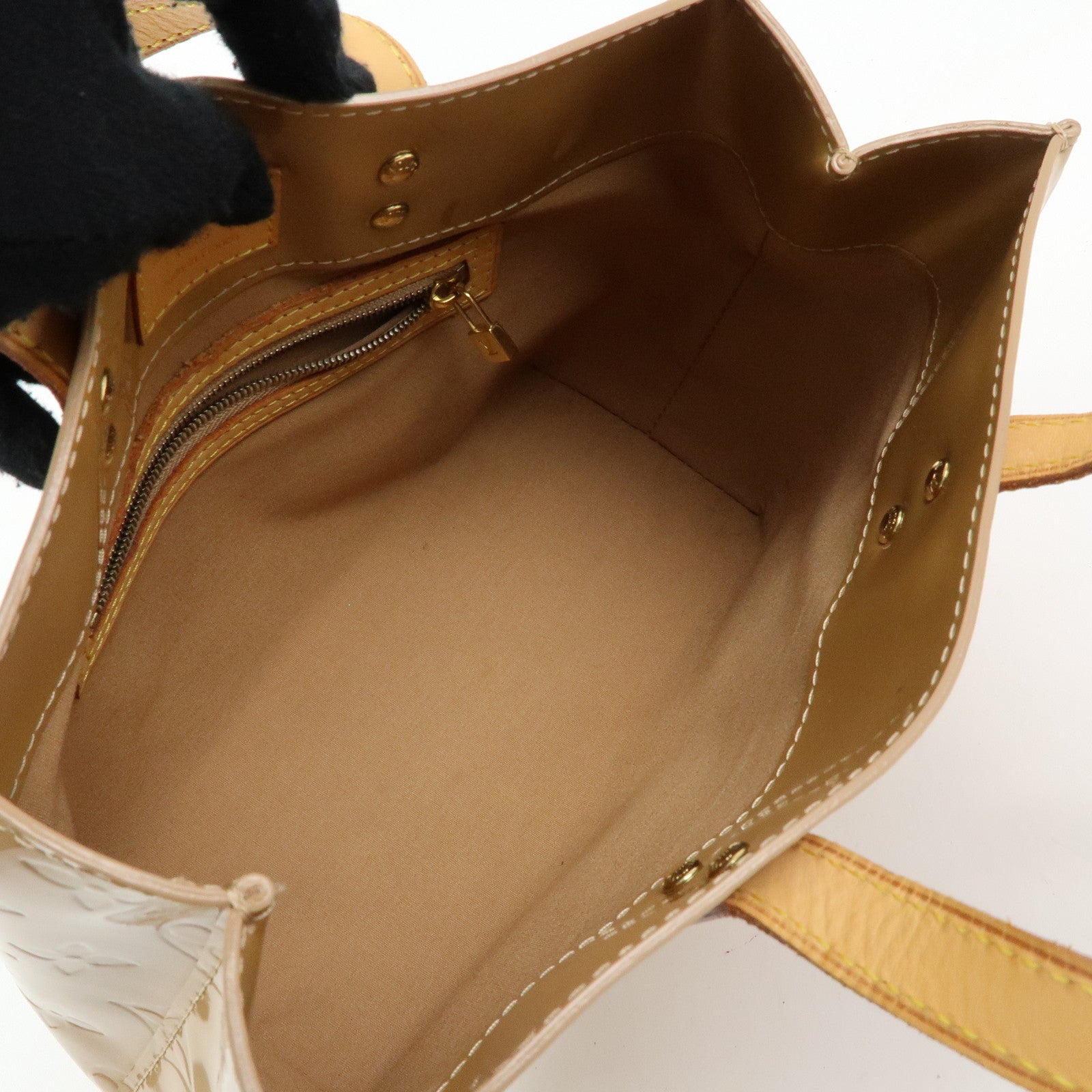 Louis Vuitton Monogram Vernis Reade PM Leather Hand Bag Noisette M91334