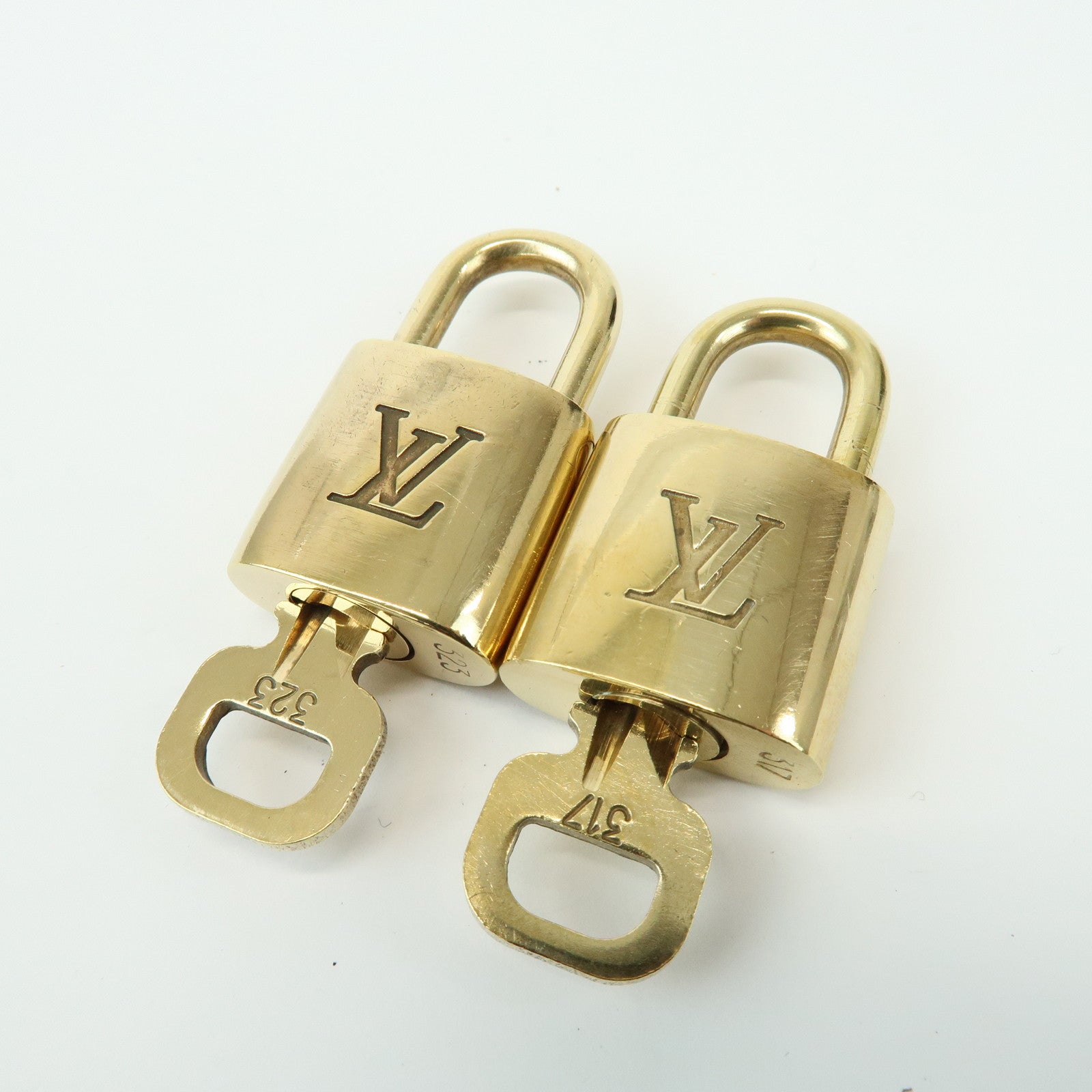 Louis Vuitton Set of 10 Lock & Key Cadena Key Lock
