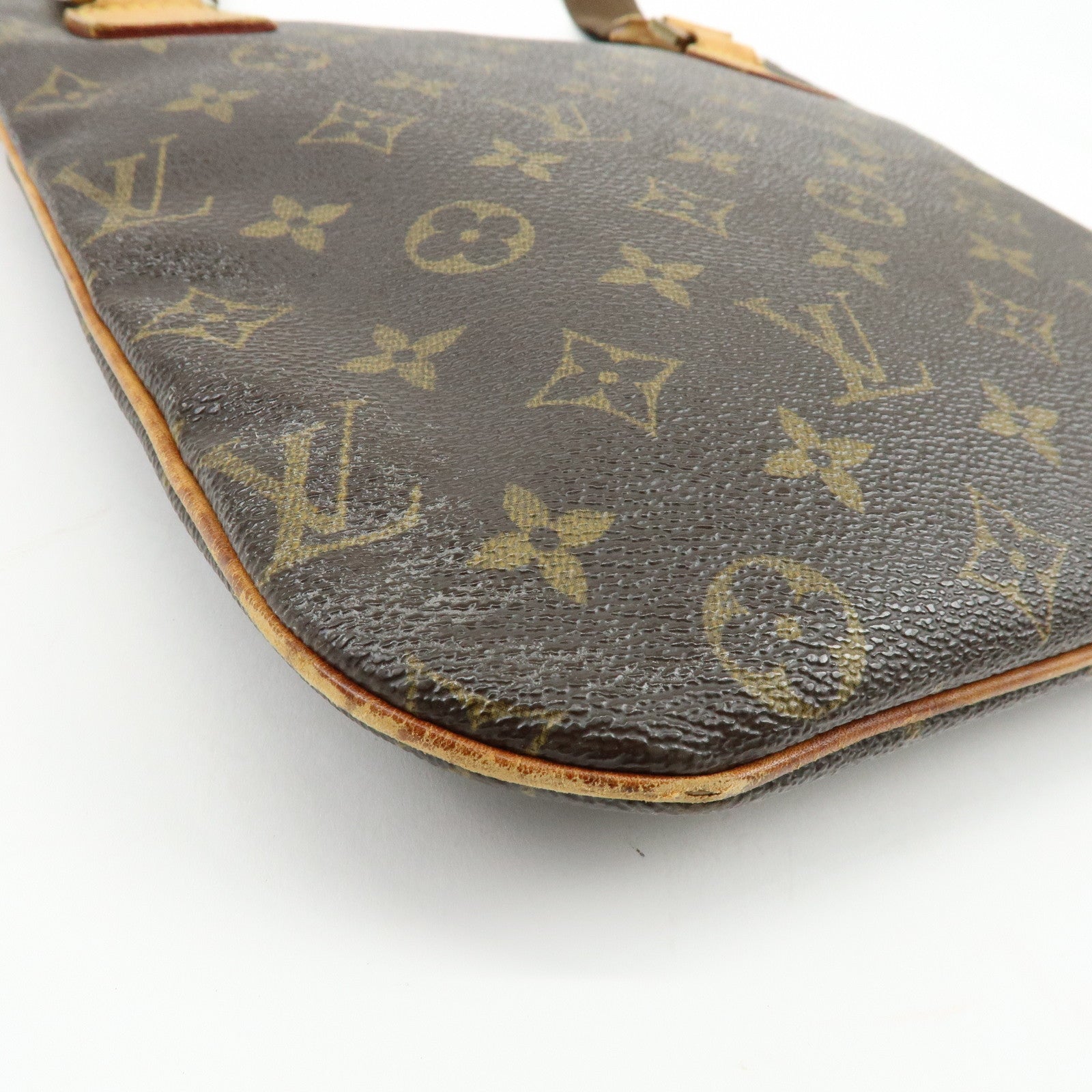 Louis Vuitton Monogram Pochette Bosphore Shoulder Bag Brown M40044