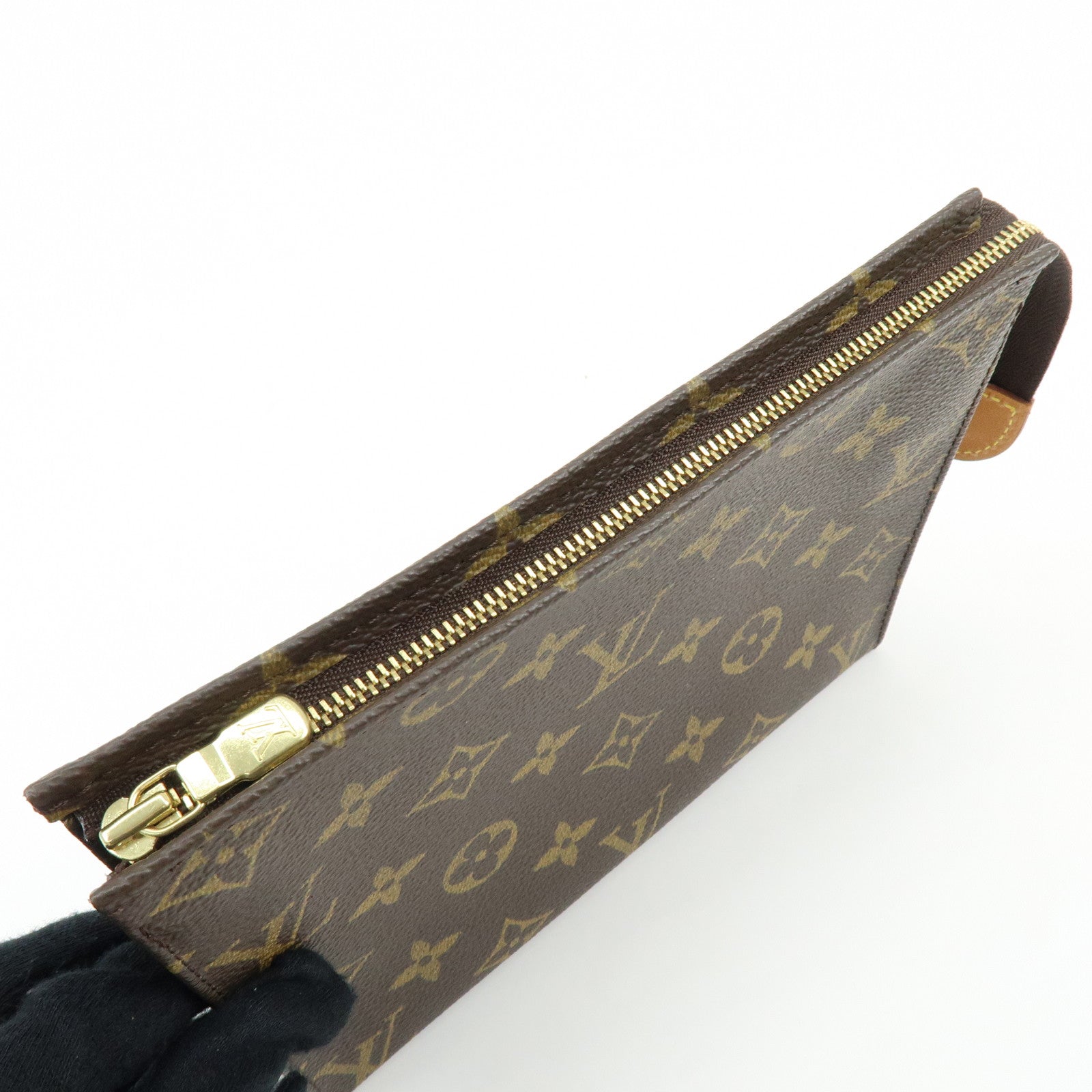 Louis Vuitton Monogram Poche Toilette 19 Clutch Bag Pouch Brown M47544
