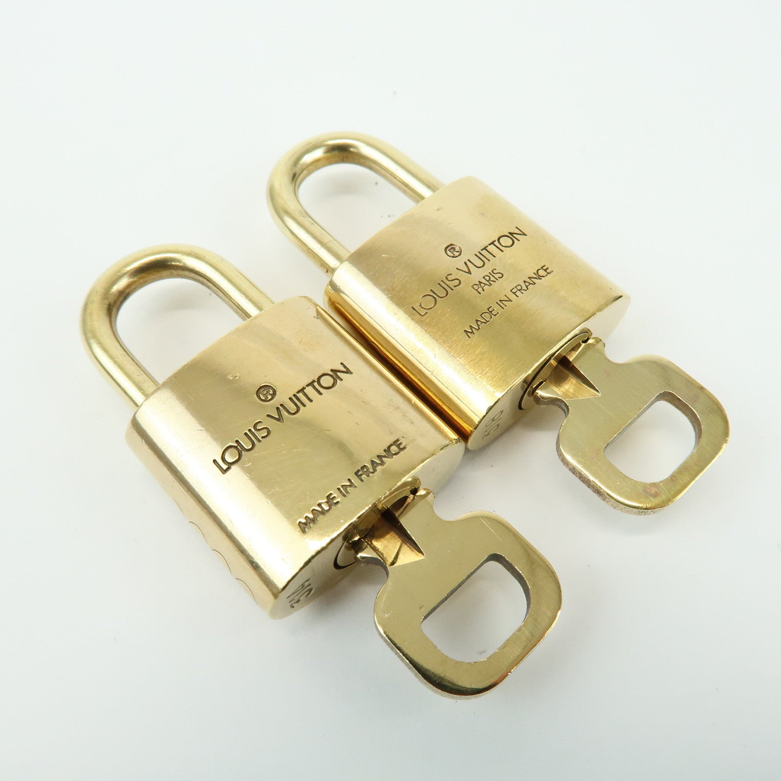 Louis Vuitton Set of 10 Lock & Key Cadena Key Lock