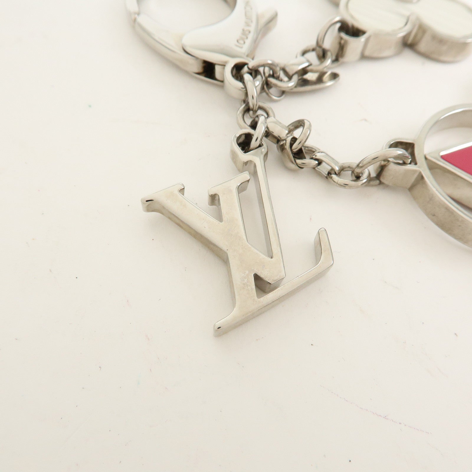 Louis Vuitton Epi Limy Metal Bag Charm Key Ring Silver Pink M61013