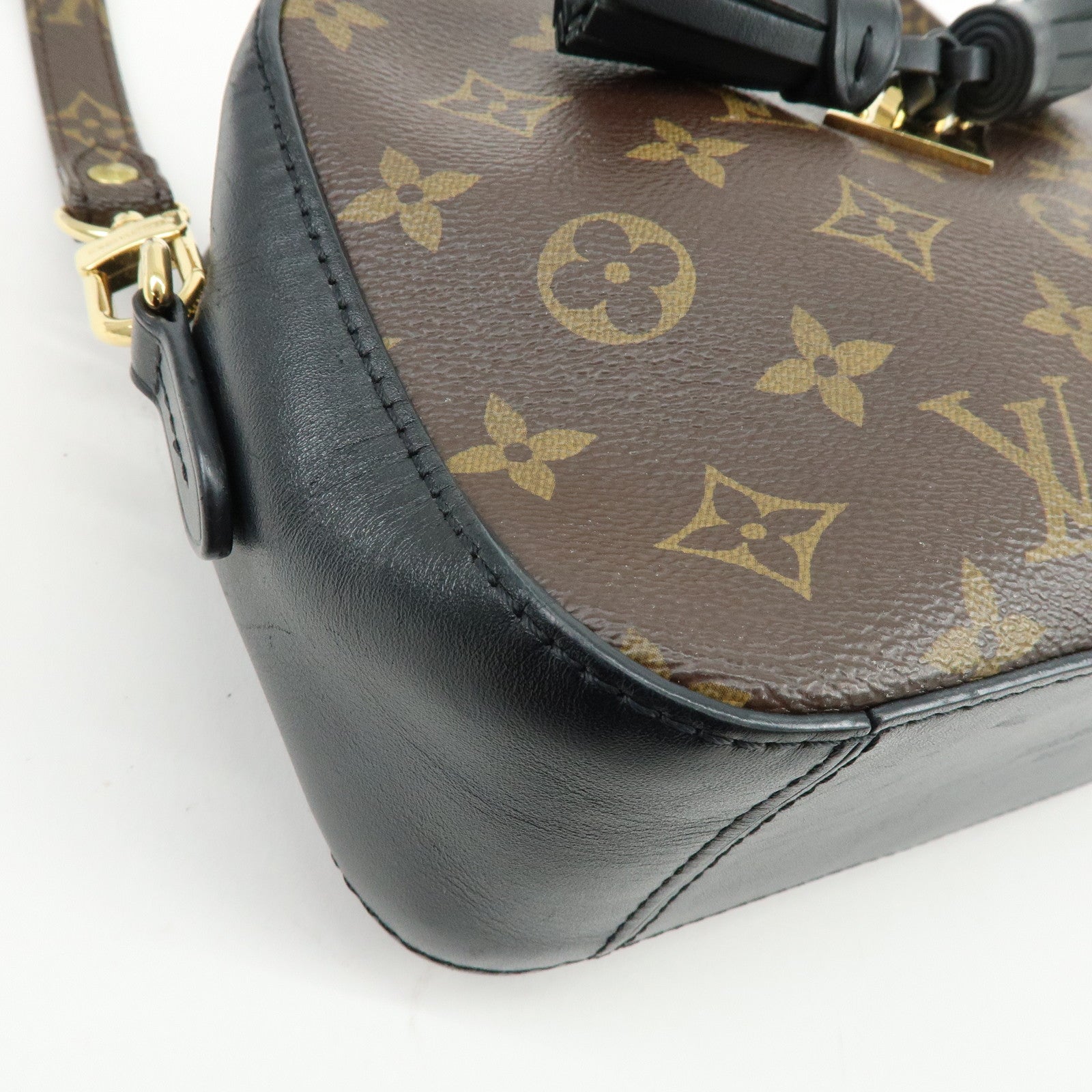 Louis Vuitton Monogram Saintonge Shoulder Bag Crossbody Bag Noir M43555