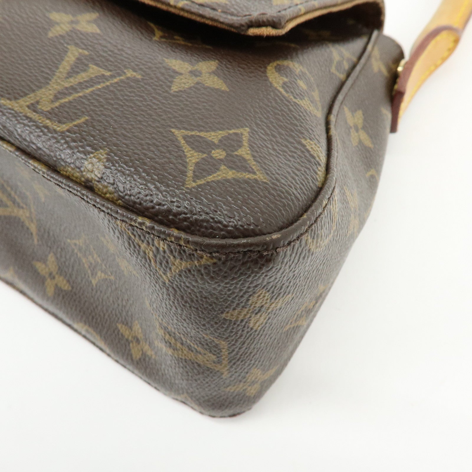 Louis Vuitton Monogram Canvas Mini Looping Shoulder Bag Hand Bag M51147