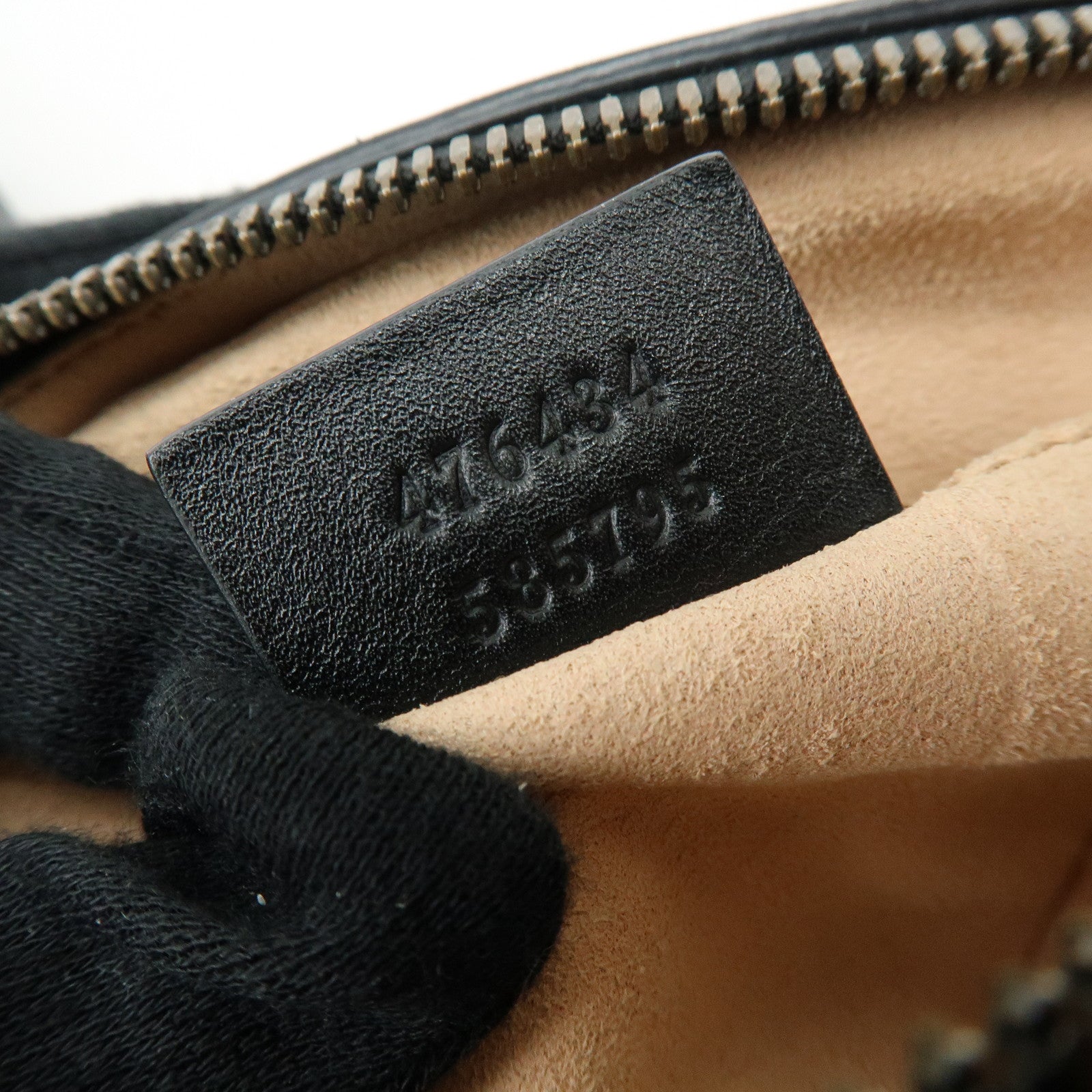 GUCCI GG Marmont Leather Waist Bag Crosbody Bag Black 476434