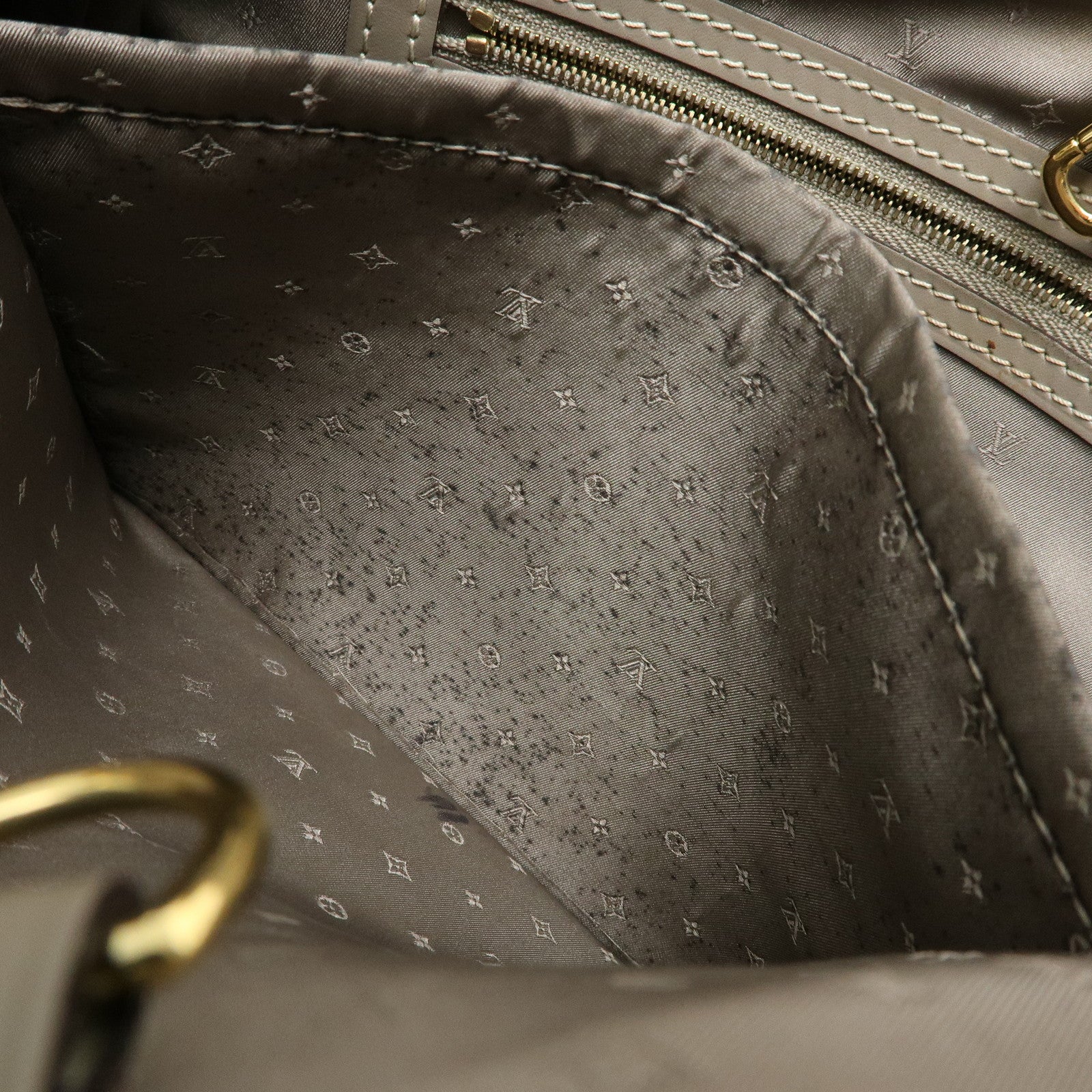 Louis Vuitton Suhali Le Majestueux Leather Tote Bag Verone M95652
