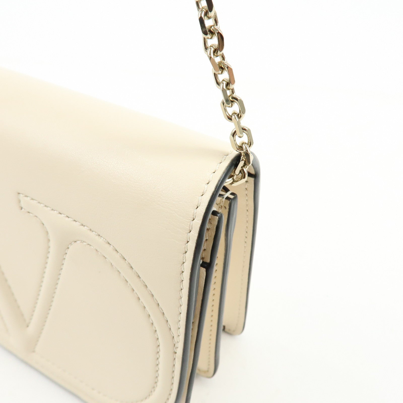 VALENTINO V Logo Leather Chain Shoulder Bag Crossbody Bag Ivory