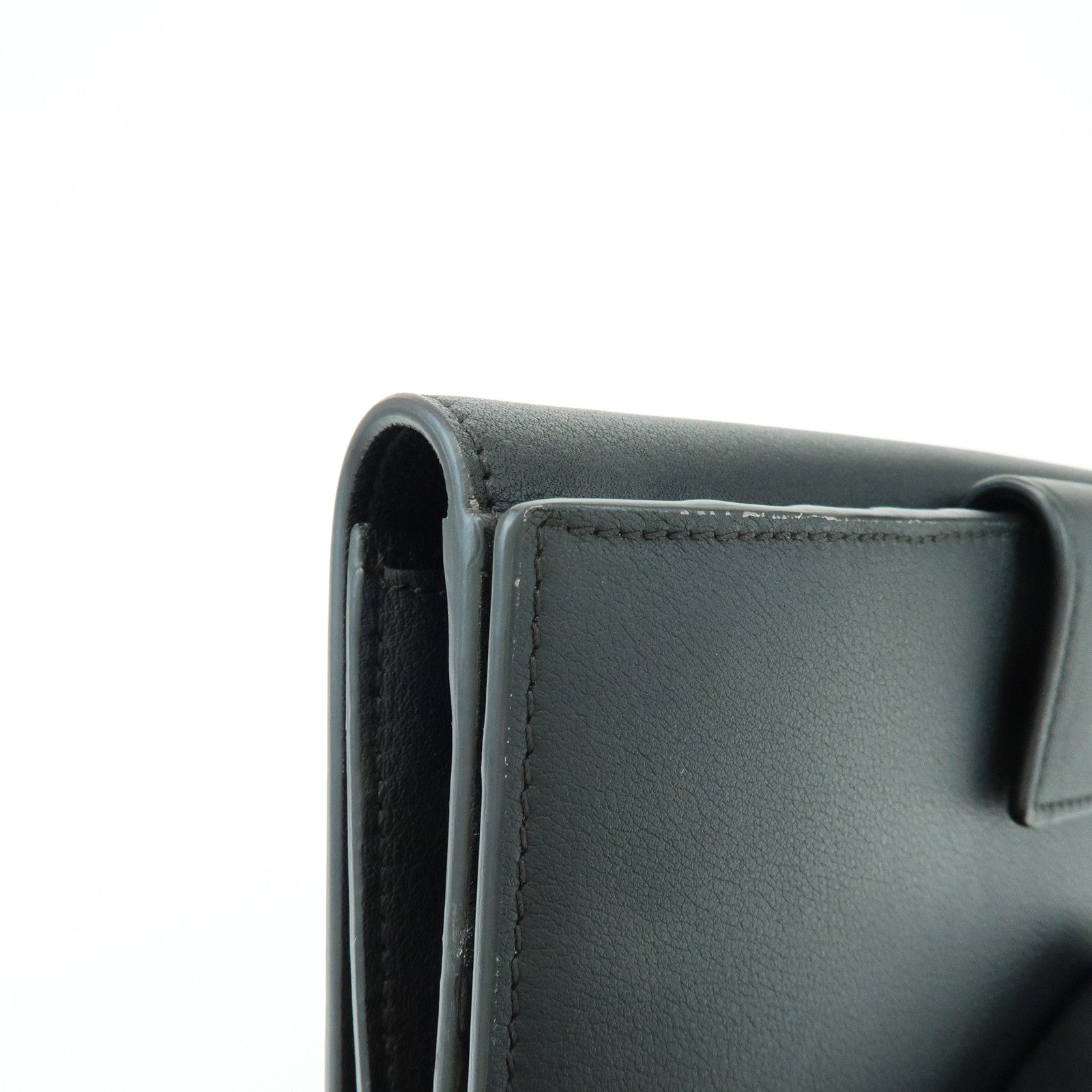 FENDI Peekaboo Leather Long Wallet Continental Wallet Black 8M0308