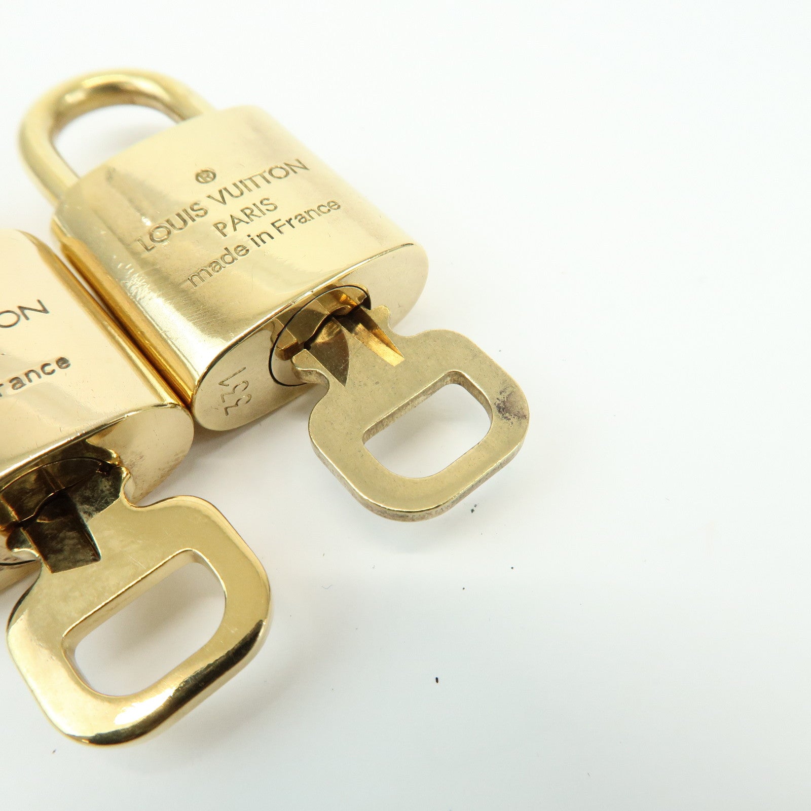 Louis Vuitton Set of 10 Lock & Key Cadena Key Lock