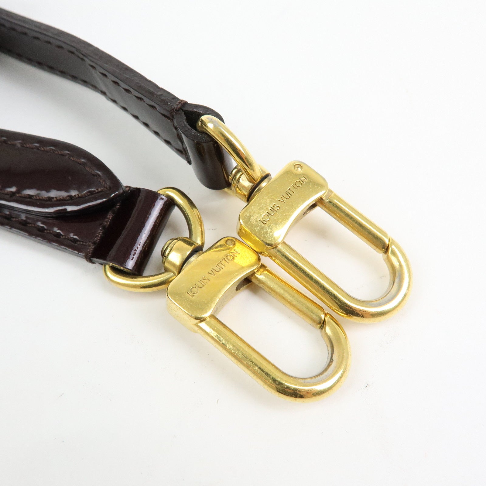 Louis Vuitton Monogram Vernis Montana Leather Hand Bag Amarante M90057