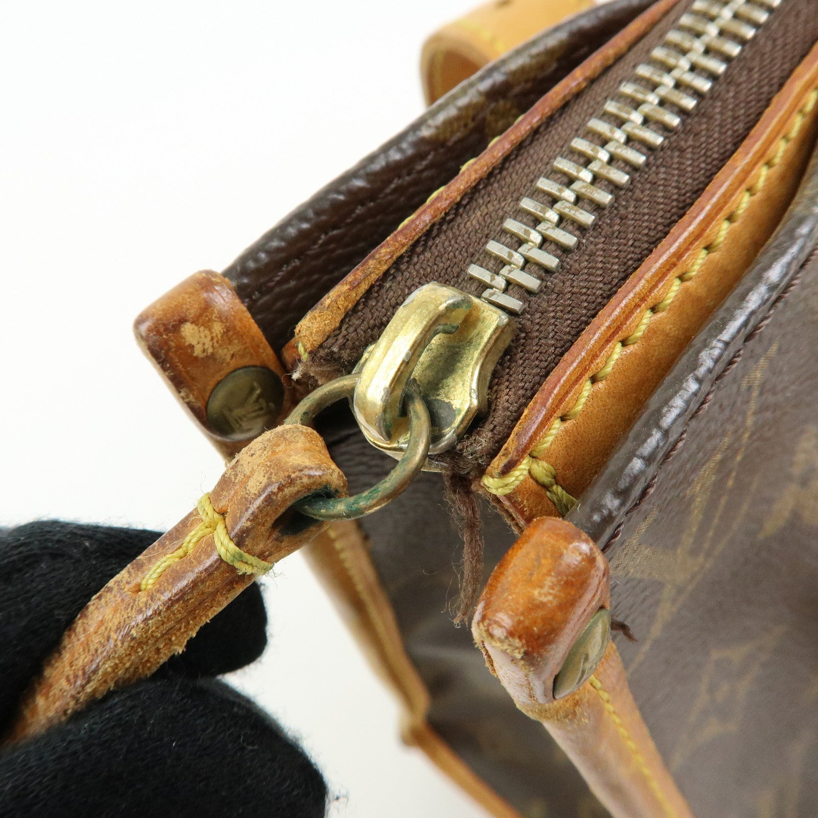 Louis Vuitton Monogram Popincourt Haut Shoulder Bag Brown M40007