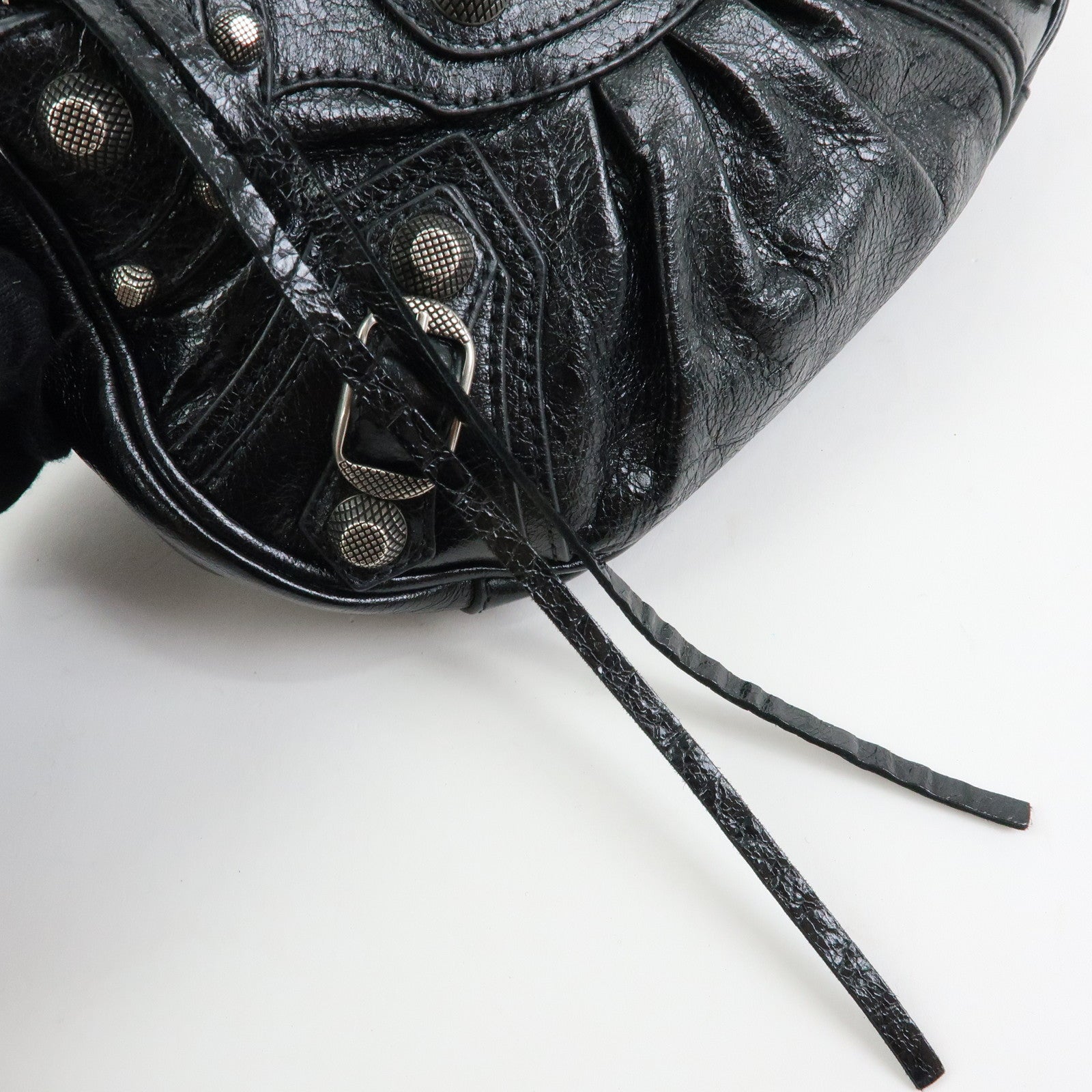 BALENCIAGA Le Cagole Mini Leather Chain Shoulder Bag Black 695814