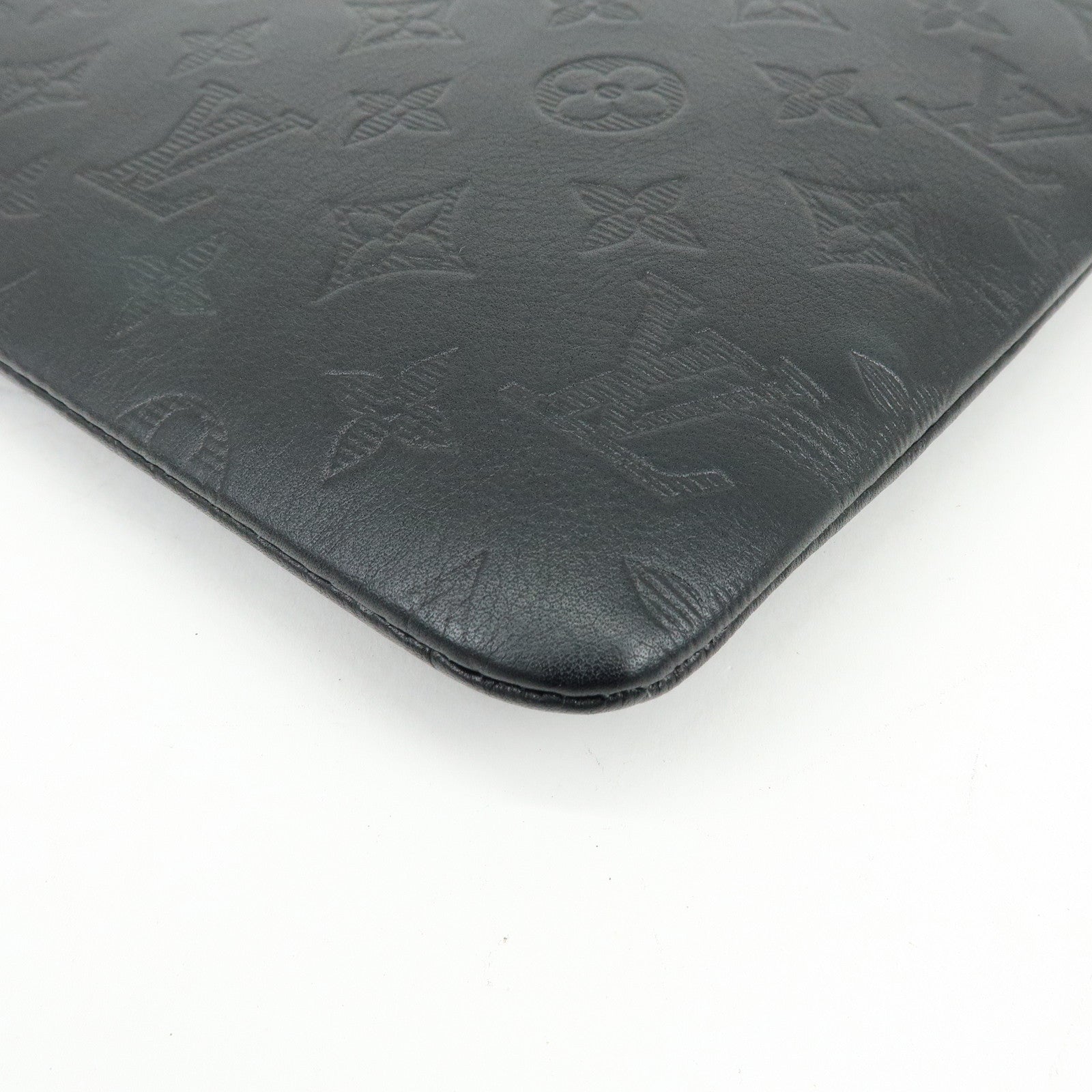 Louis Vuitton Monogram Shadow Pochette Discovery Cluth Bag Black M62903