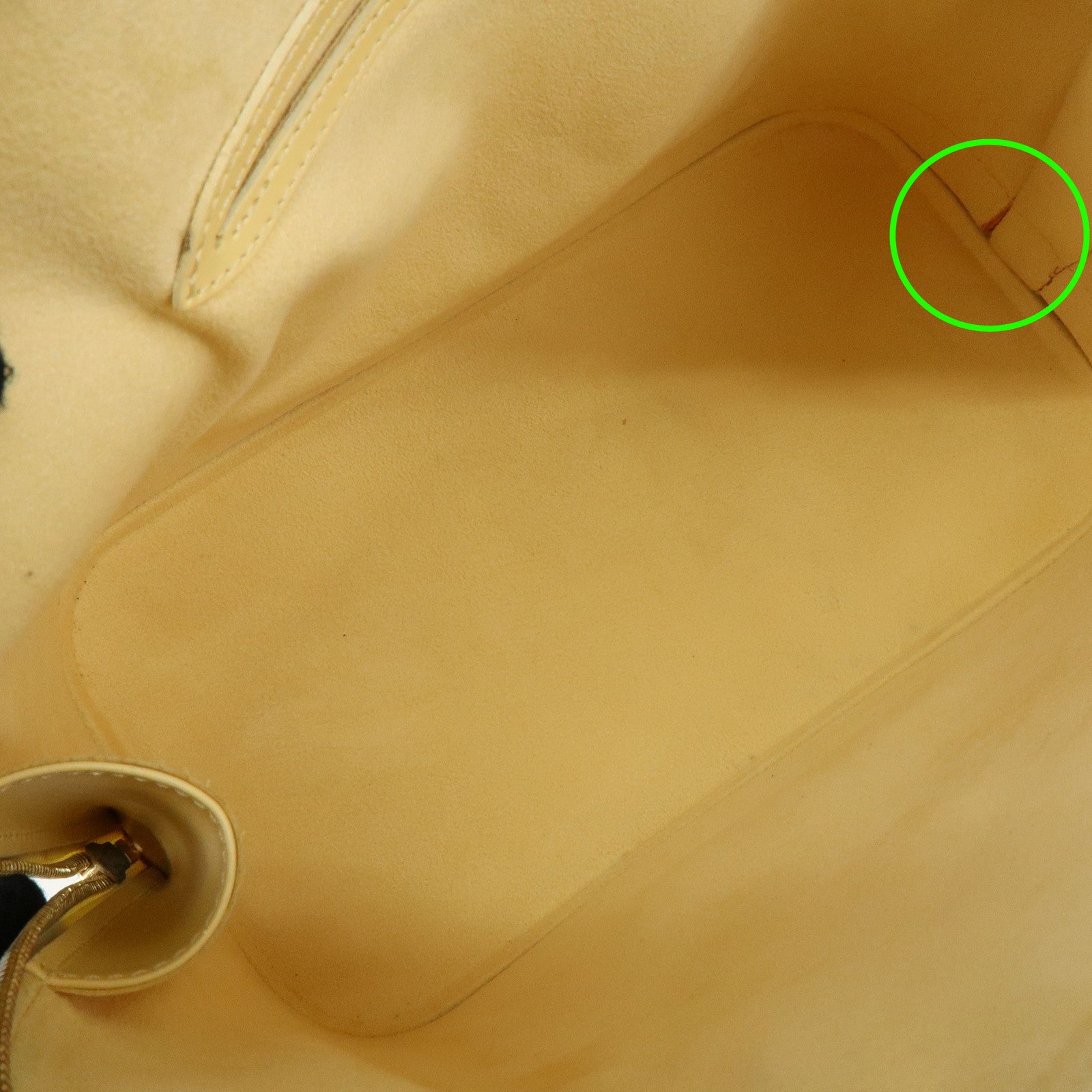 Louis Vuitton Epi Alma Leather Hand Bag Vanilla Light Yellow M5214A