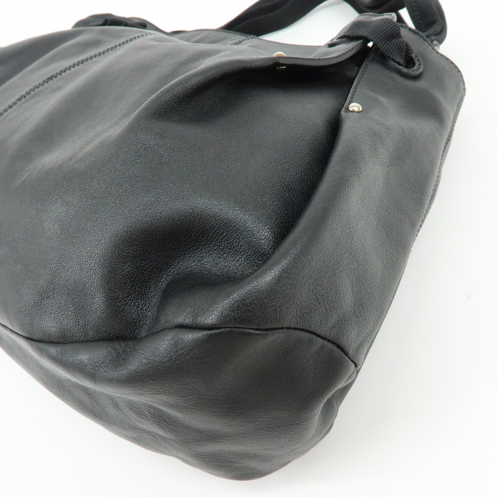 Ferragamo Vara Ribbon Leather Tote Bag Hand Bag Black