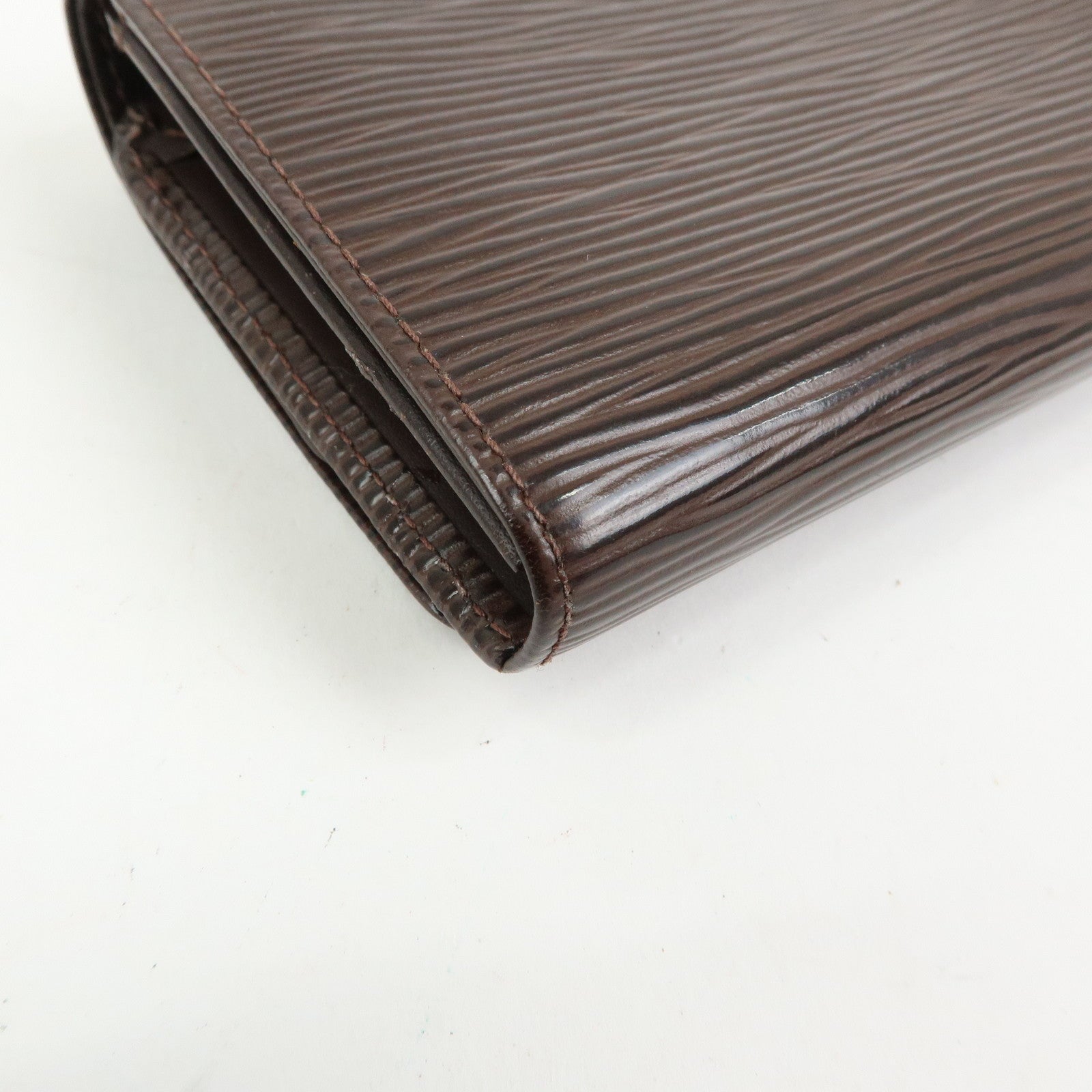 Louis Vuitton Epi Porte Monnaie Billet Tresor Bi-fold Wallet M6350D