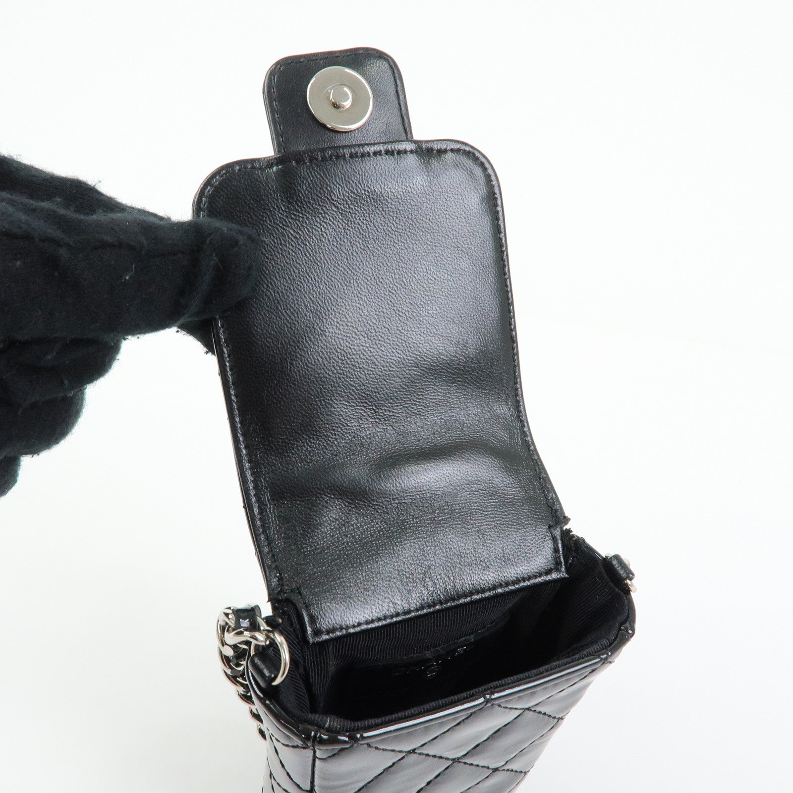 CHANEL Matelasse COCO Mark Patent Leather Phone Case Pouch Black