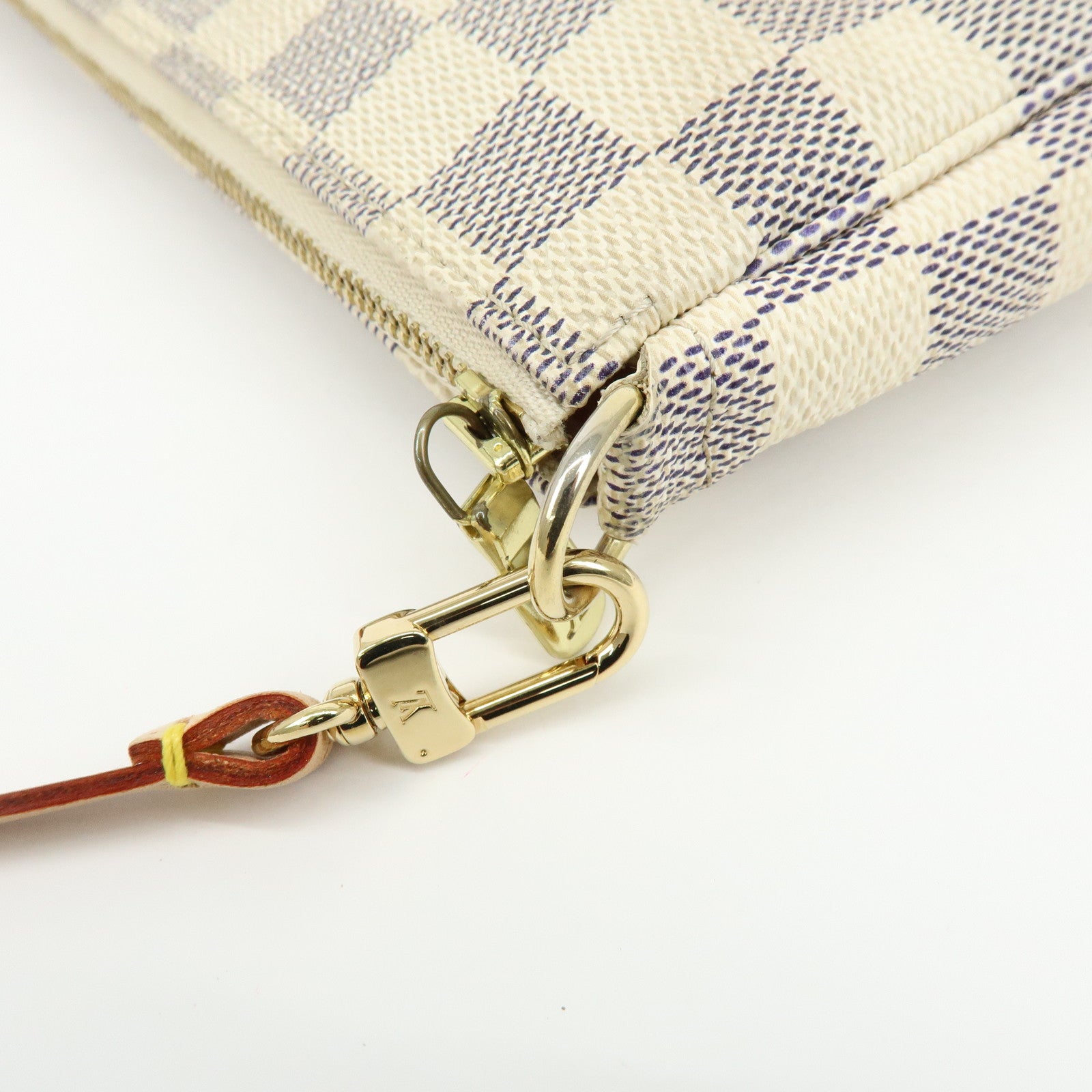 Louis Vuitton Damier Azur Pochette Accessoires Hand Bag Pouch N41207