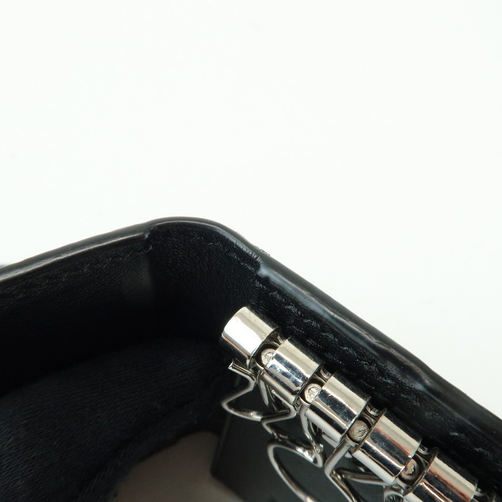 GUCCI Microguccissima Leather 6 Ring Key Case Key Holder Black