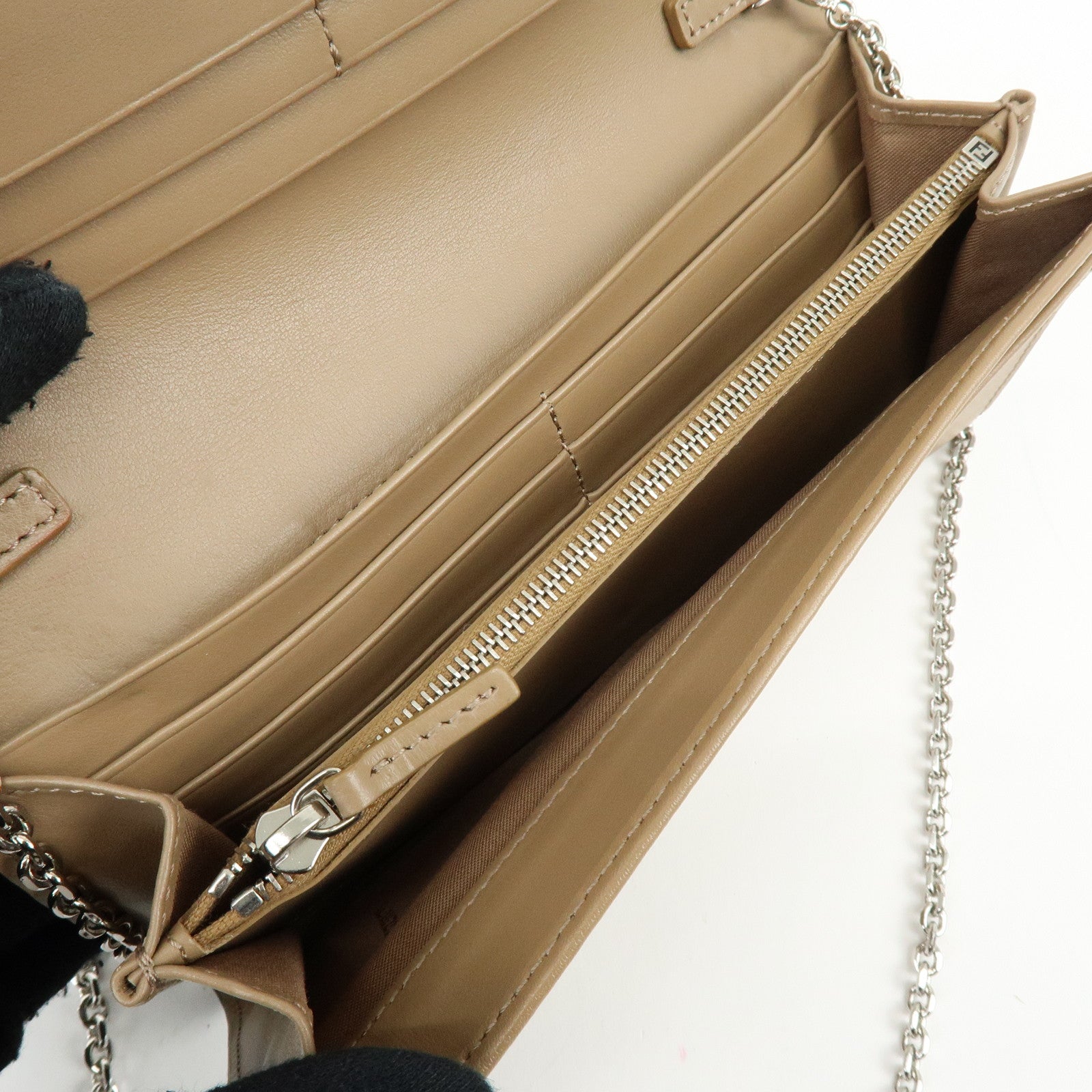 FENDI Leather Studs Chain Shoulder Wallet Long Wallet Beige 8M0365