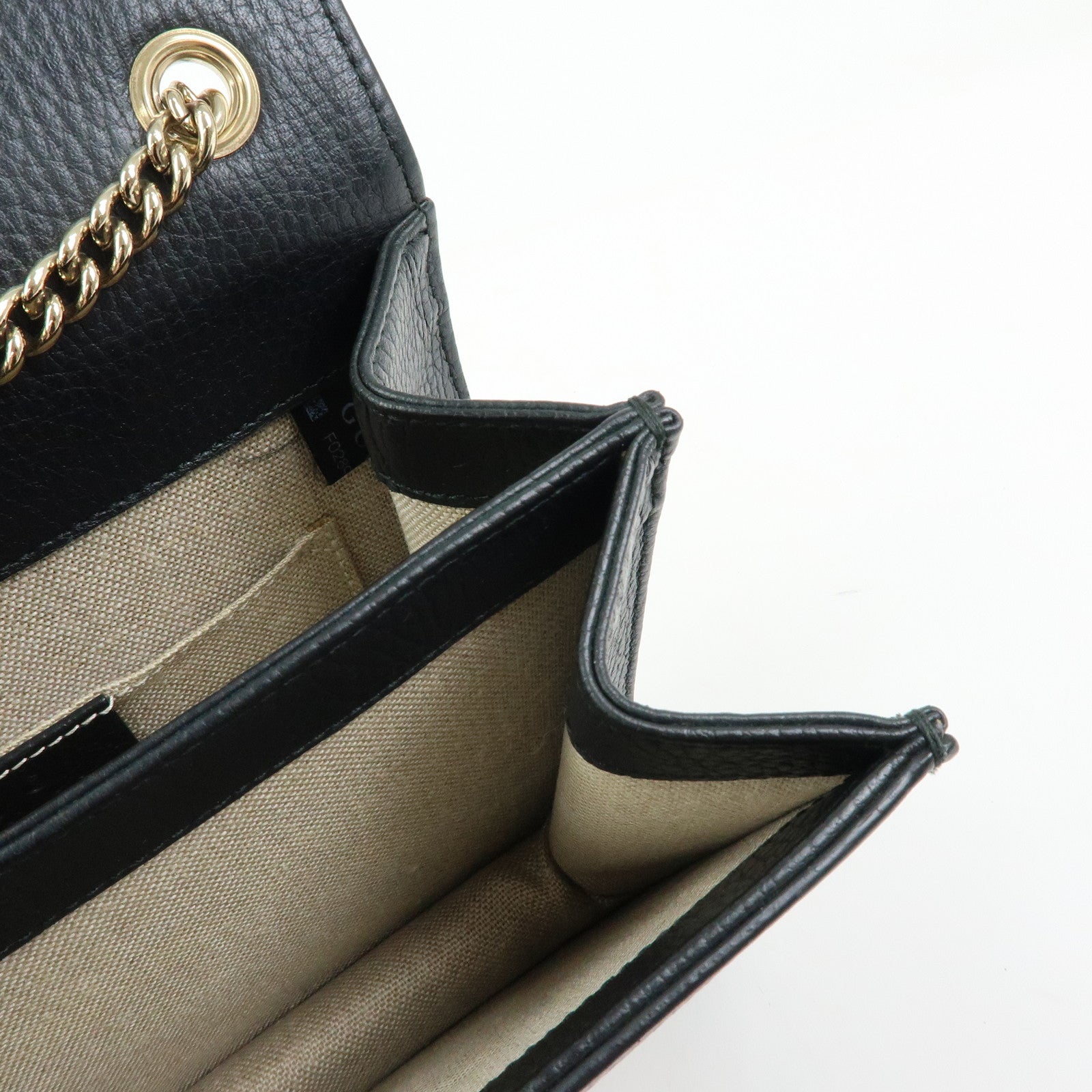 GUCCI Interlocking G Leather Chain Flap Shoulder Bag Black 510304