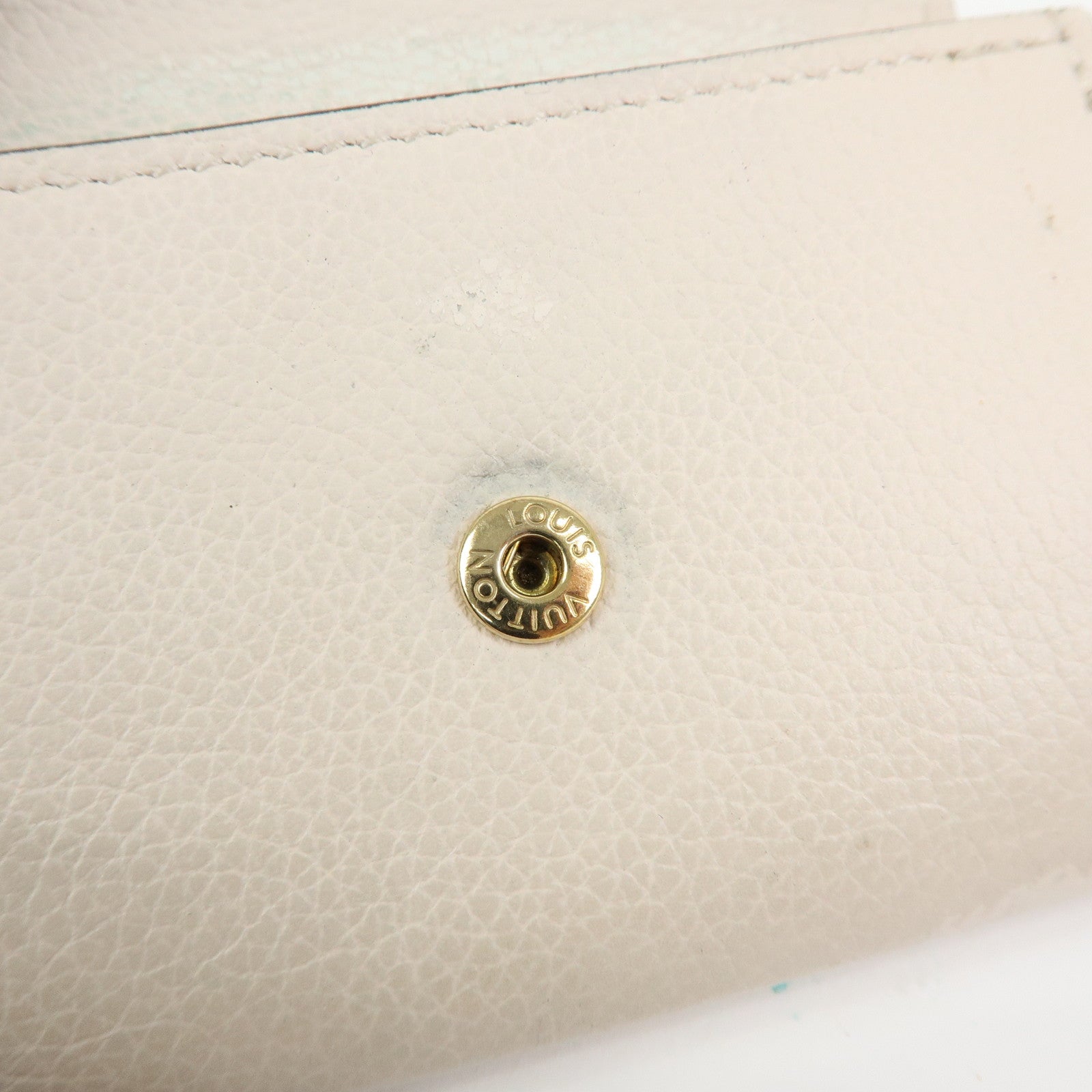 Louis Vuitton Portefeuille Lockmini Taurillon Compact Wallet M80785